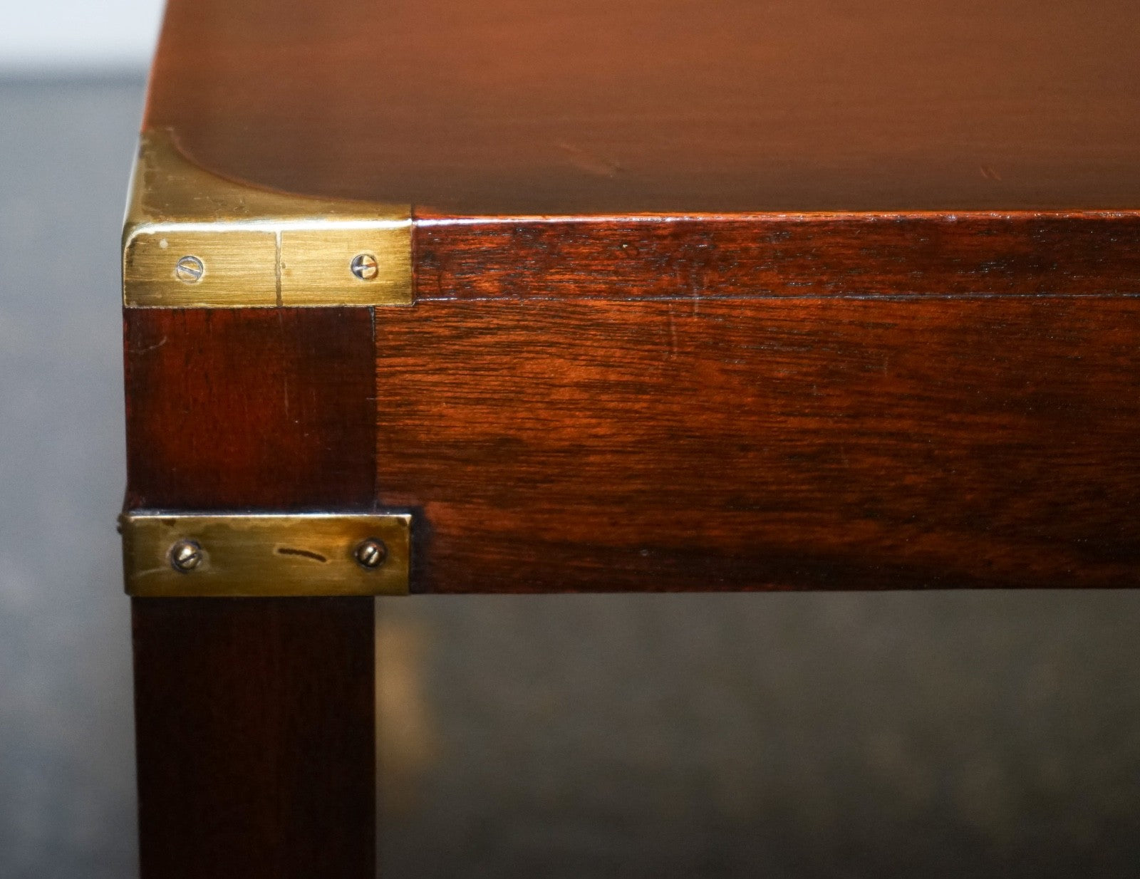 RESTORED VINTAGE HARRODS REH KENNEDY MILiTARY CAMPAIGN COFFEE TABLE