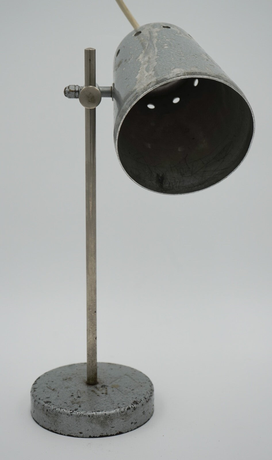 1940'S ENGLISH SALVAGED LABORATORY SCHOOL TABLE ADJUSTABLE LIGHT 005
