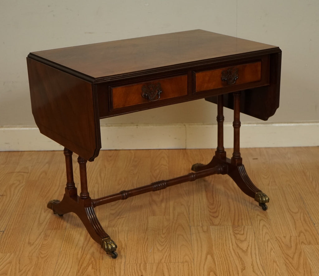 LOVELY VINTAGE FLAMED MAHOGANY EXTENDING DROP LEAF SIDE END TABLE