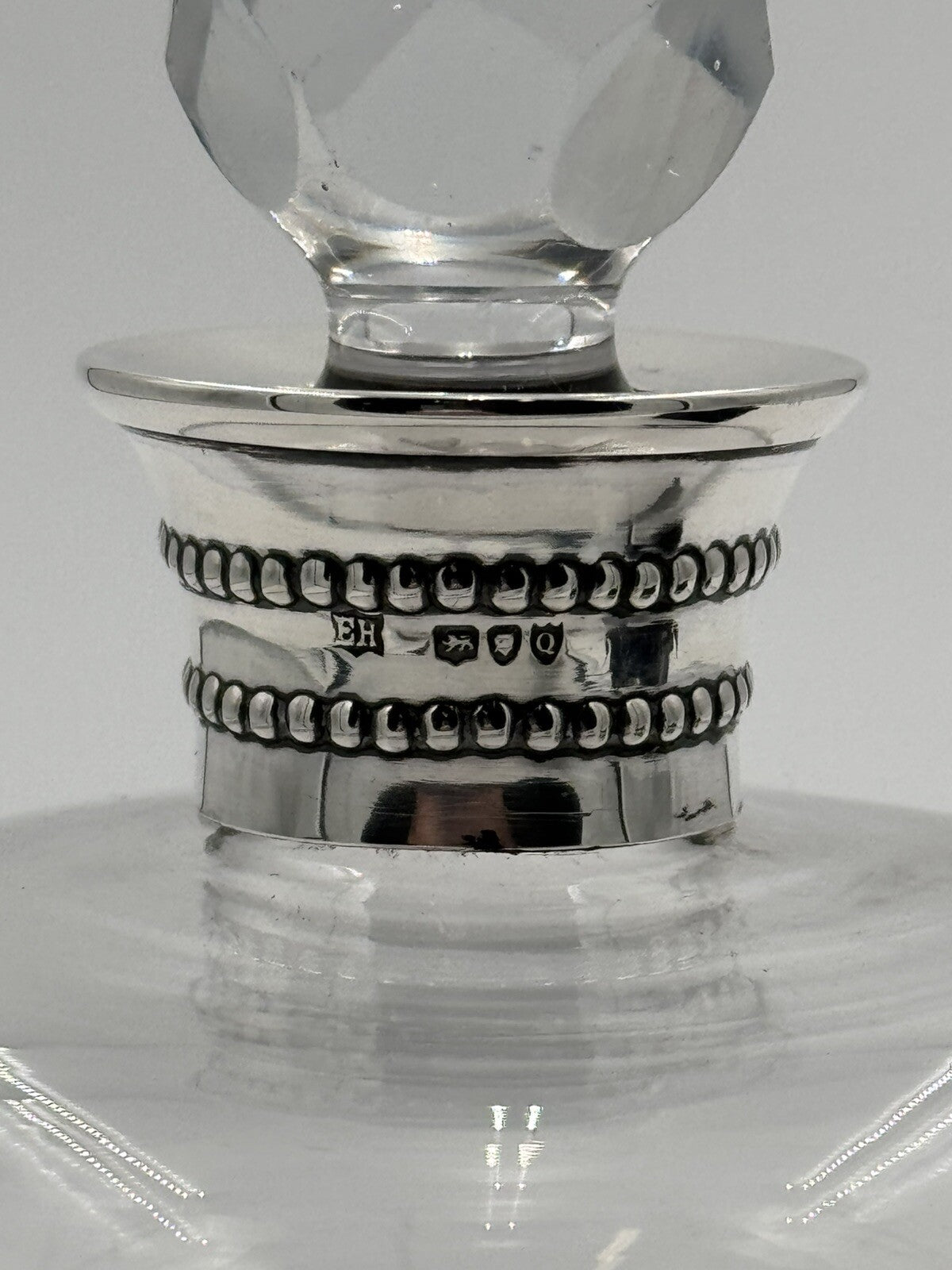 ANTIQUE 1891 WILLIAM HUTTON & SONS LONDON STERLING SILVER COLLAR PINCH DECANTER