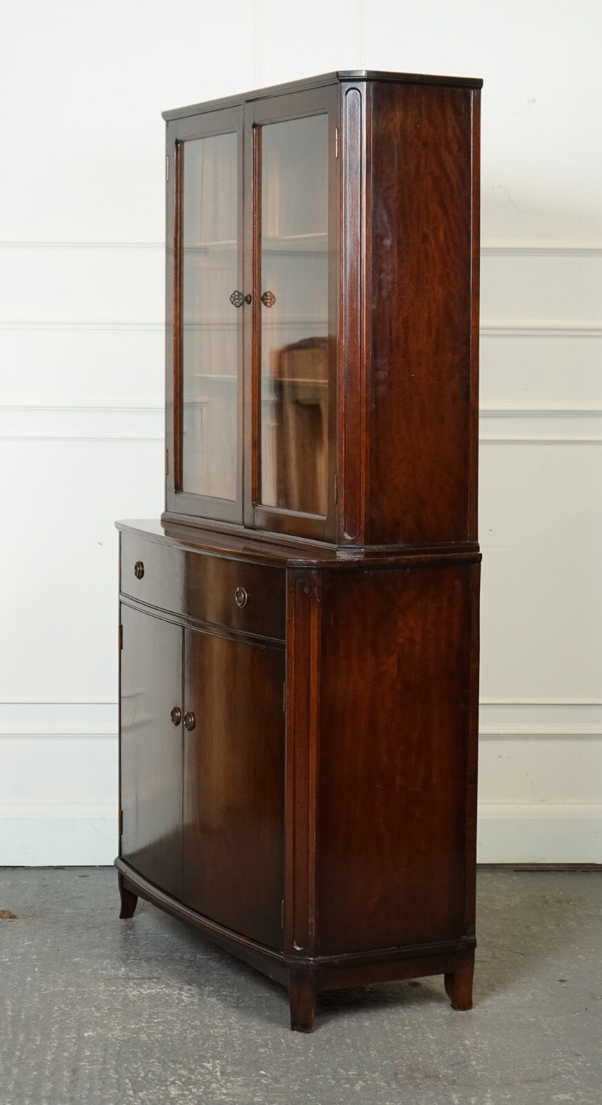 REGENCY STYLE HARDWOOD BOOKCASE CABINET GLAZED DOORS J1