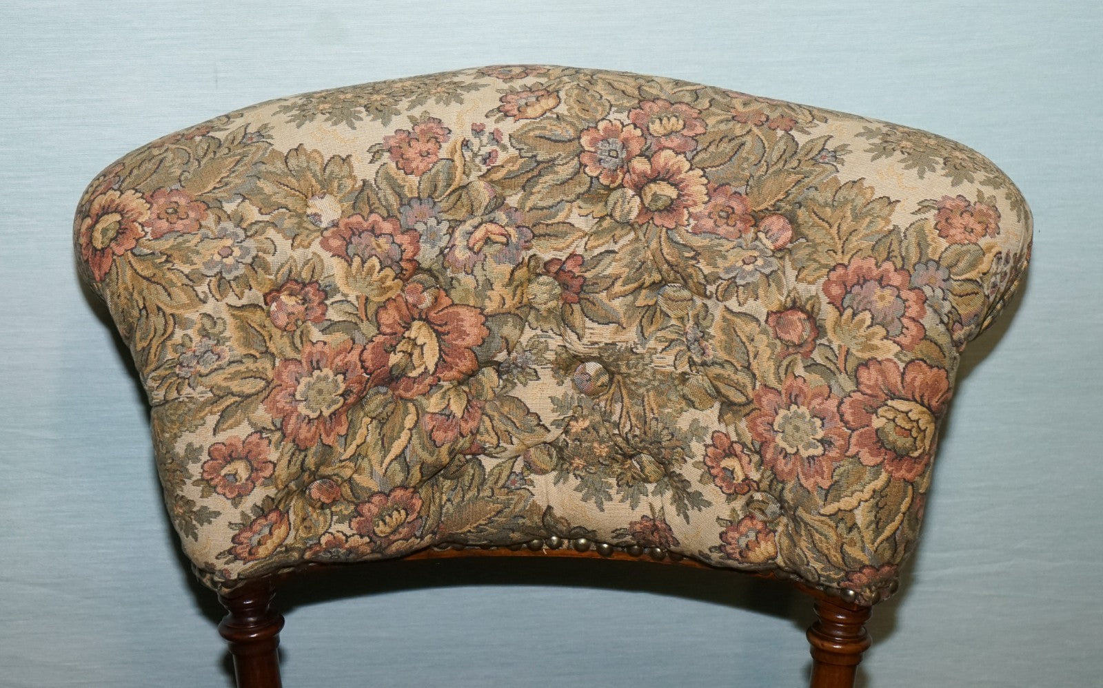 ANTIQUE VICTORIAN TAPESTRY NURSING CHAIR WITH FLORAL FLOWER DESIGN