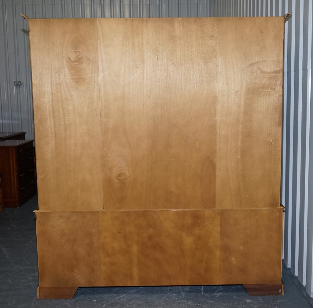 REGENCY STYLE BREAKFRONT OPEN BOOKCASE DISPLAY CABINET SHELVES & CUPBOARDS