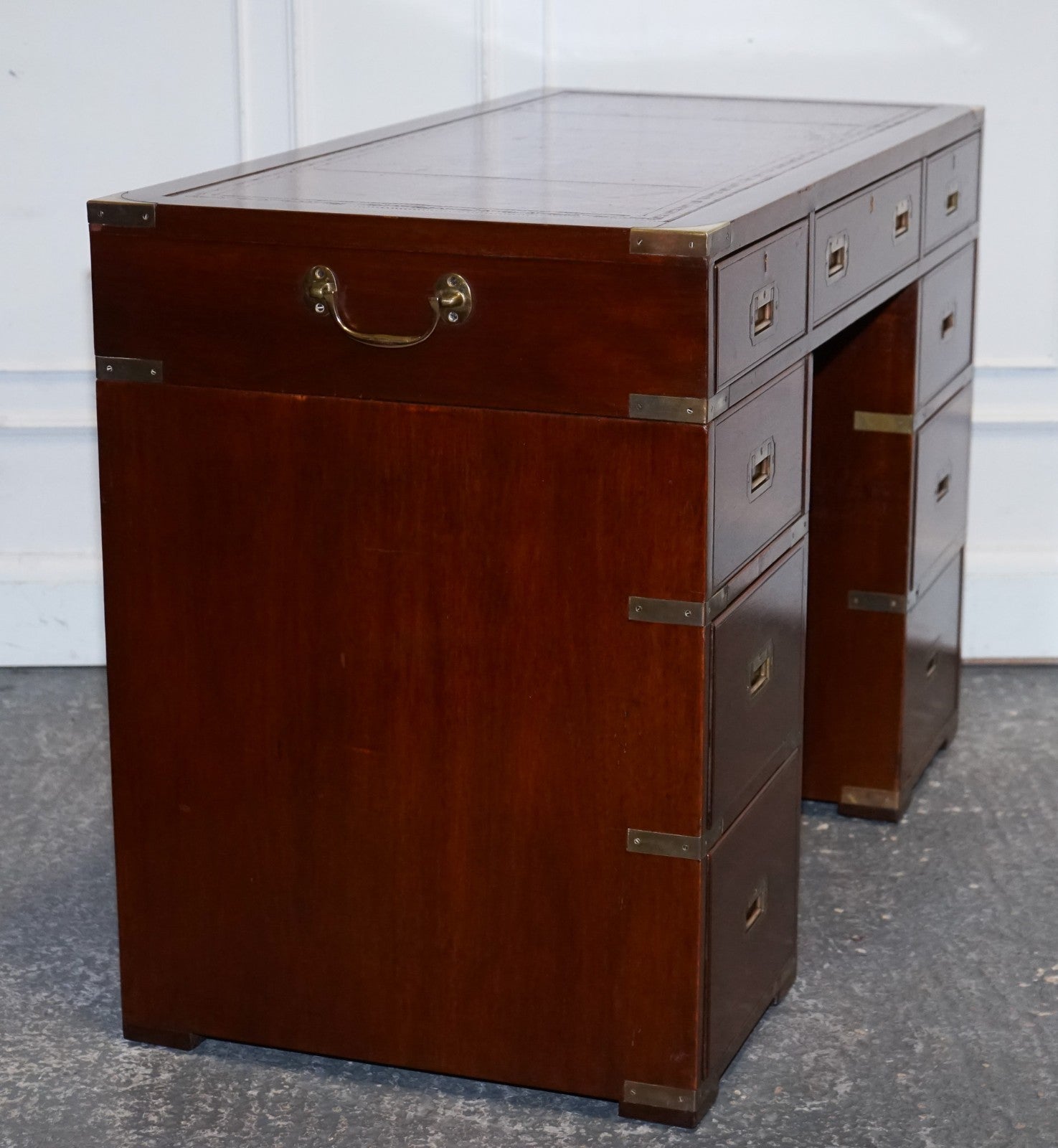 FULLY RESTORED MILITARY CAMPAIGN TWIN PEDESTAL DESK BROWN LEATHER TOP