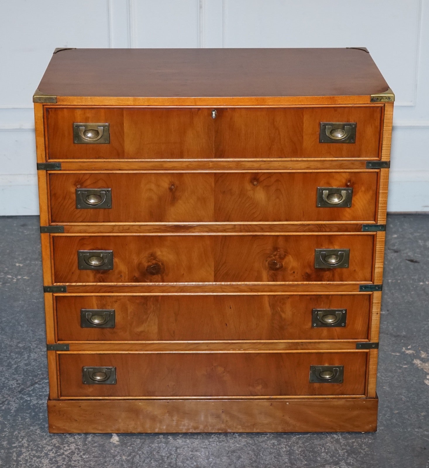 VINTAGE MILITARY CAMPAIGN YEW WOOD SECRETARY CHEST OF DRAWERS WiTH BRASS HANDLES
