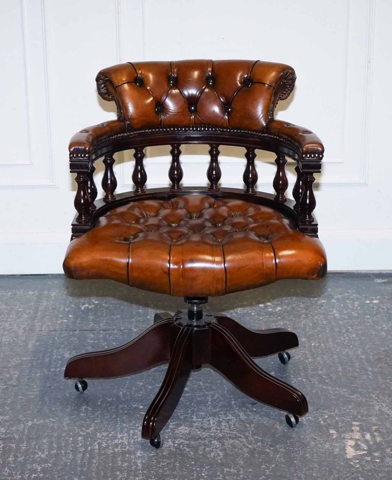 FULLY RESTORED CIGAR BROWN LEATHER CHESTERFIELD CAPTAINS OFFICE SWIVEL ARMCHAIR