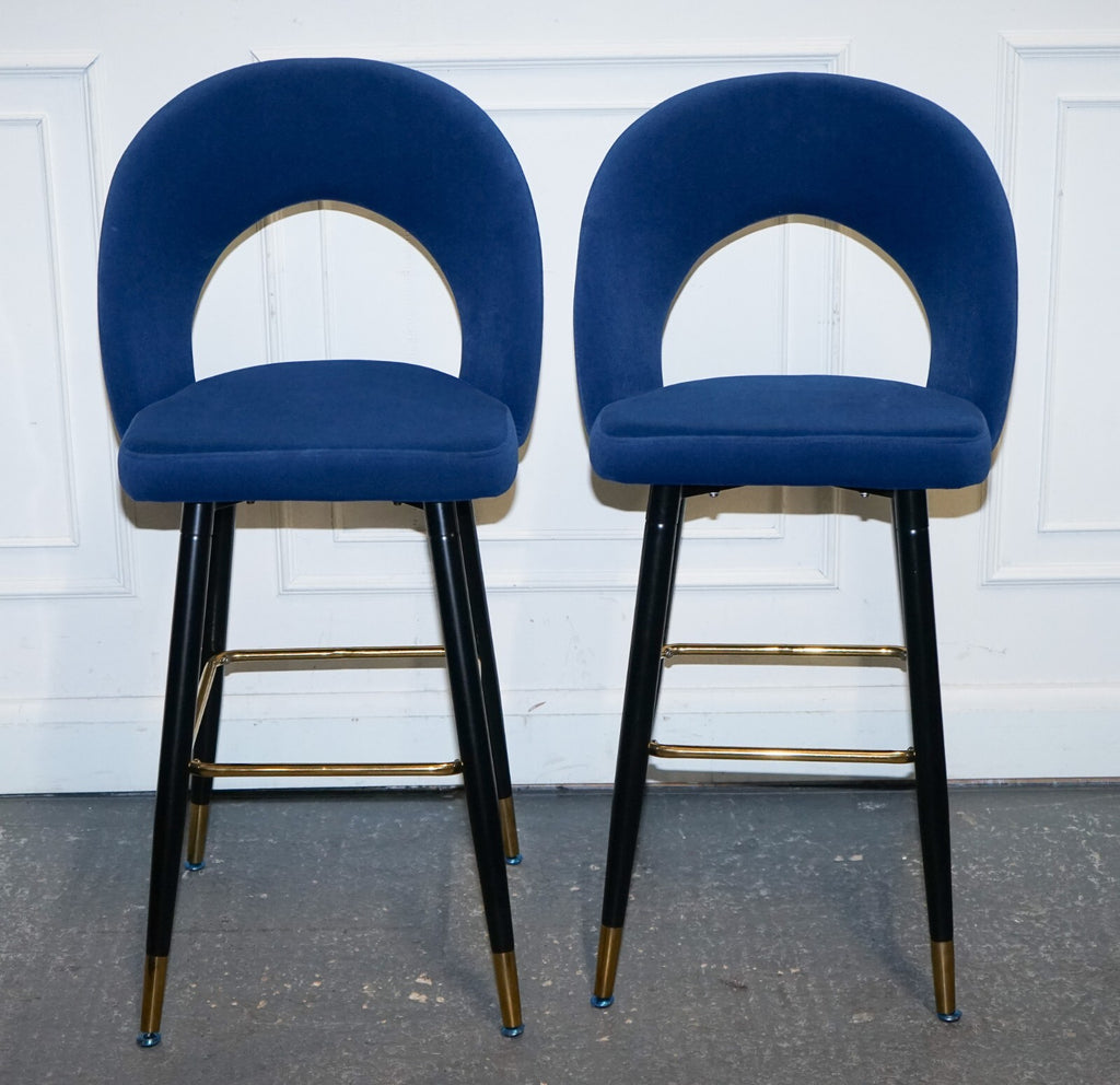 BEAUTIFUL PAIR OF BLUE VELVET BAR CHAIRS WITH GOLD DETAIL ON THE FRAME