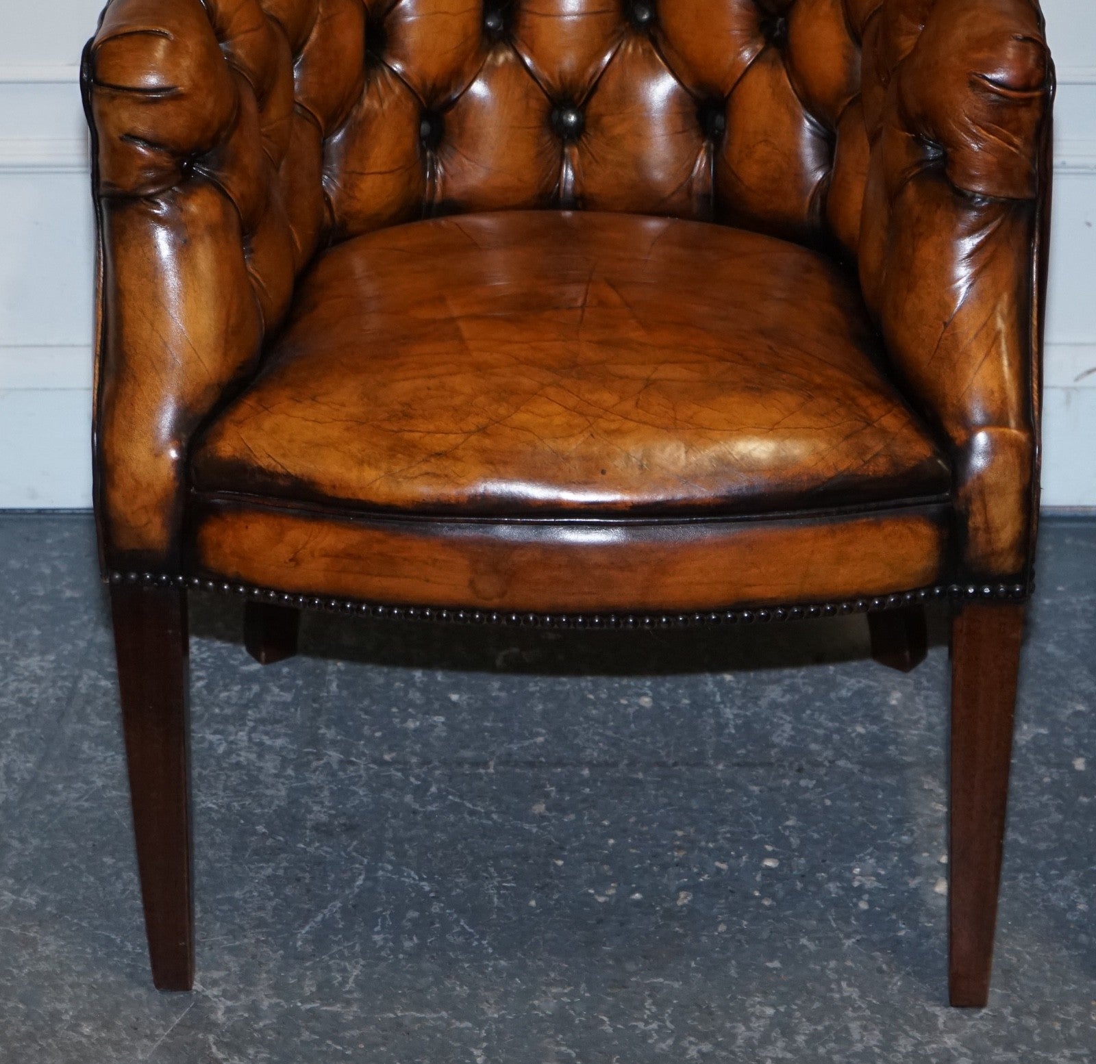 SET OF FOUR ENGLISH CHESTERFIELD HAND DYED LEATHER OFFICE LIBRARY TUB CHAIRS