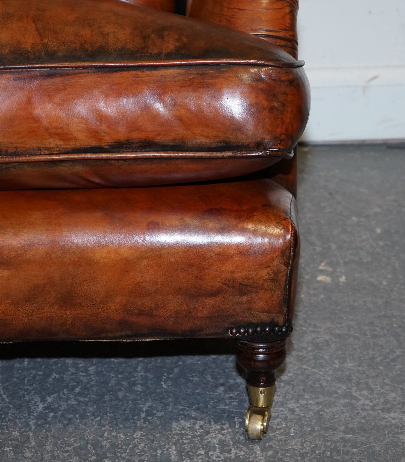 LARGE PAIR OF HOWARD STYLE HAND DYED LEATHER ARMCHAIRS FEATHER FILLED CUSHIONS