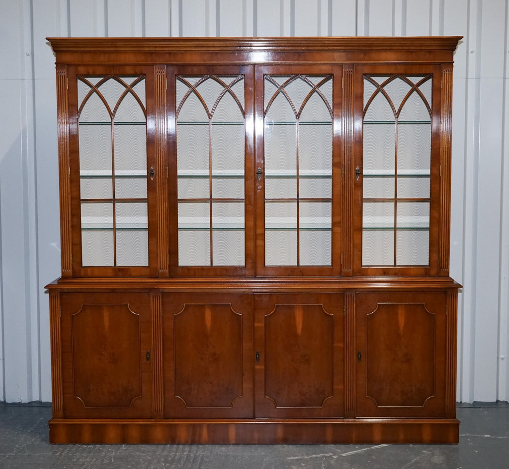 ANTIQUE GEORGIAN STYLE YEW WOOD FOUR DOOR DISPLAY CABINET BOOKCASE