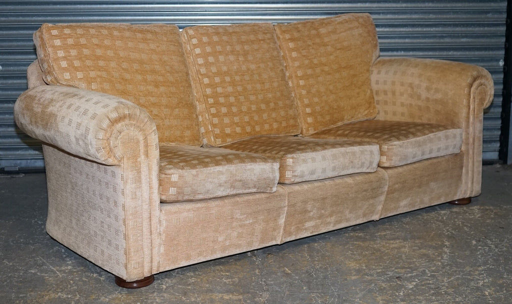 STUNNING DURESTA THREE SEATER WALDORF SOFA IN GOLD CHECKERED FABRIC