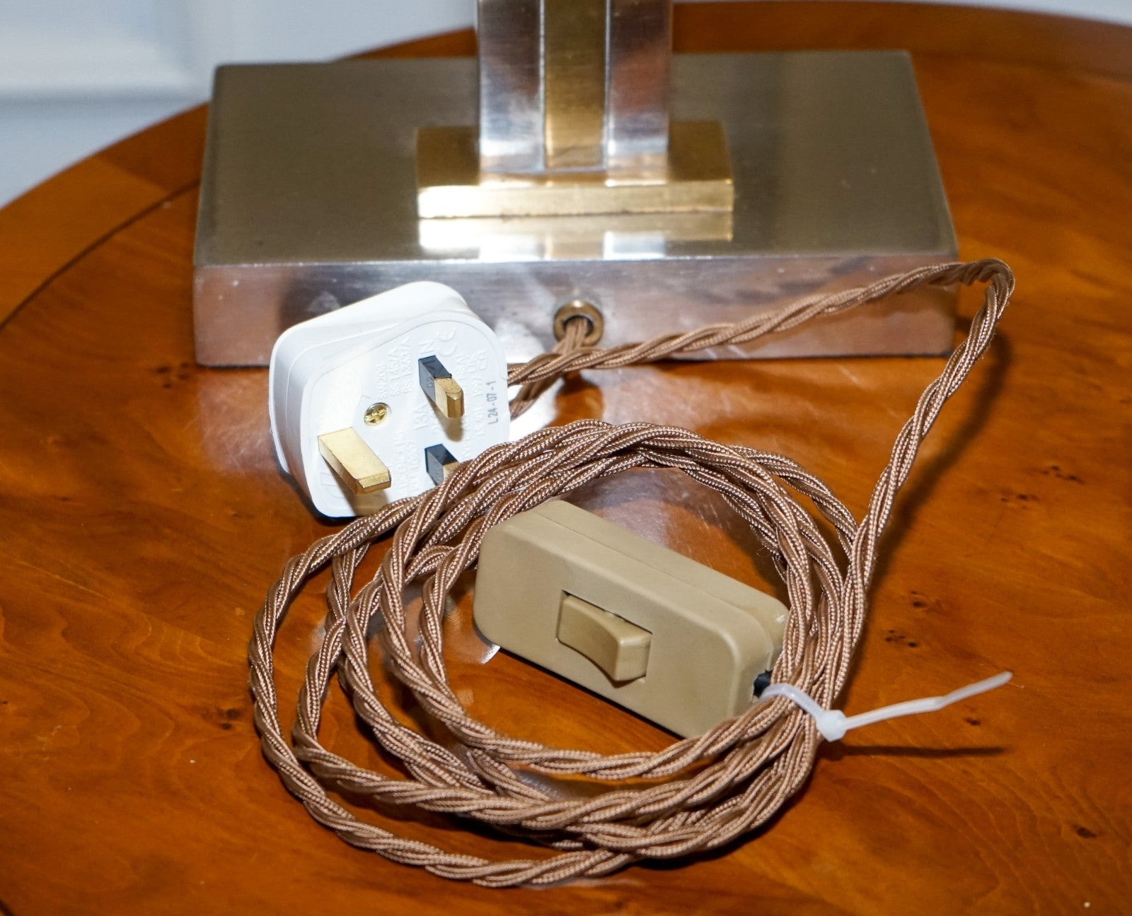 CIRCA 1960'S RARE TURTLE TORTOISE TABLE LAMP ON ART DECO STYLE STAND