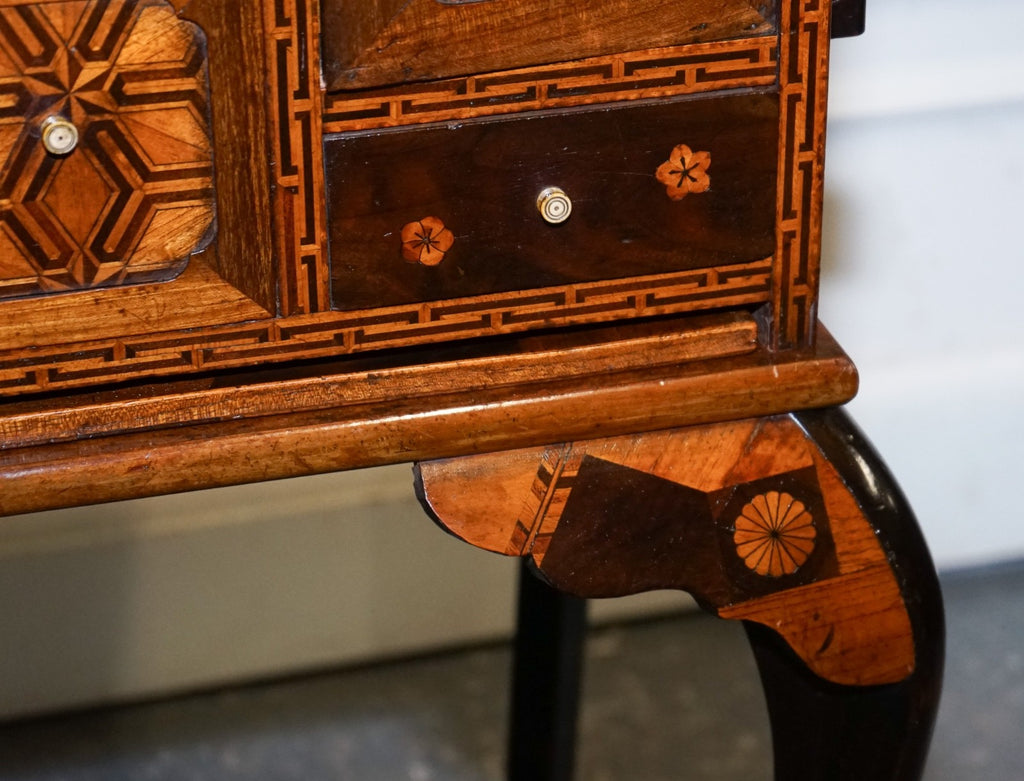 ANTIQUE CIRCA 1800S JAPANESE MARQUETRY GAMES TABLE CABINET ON STAND