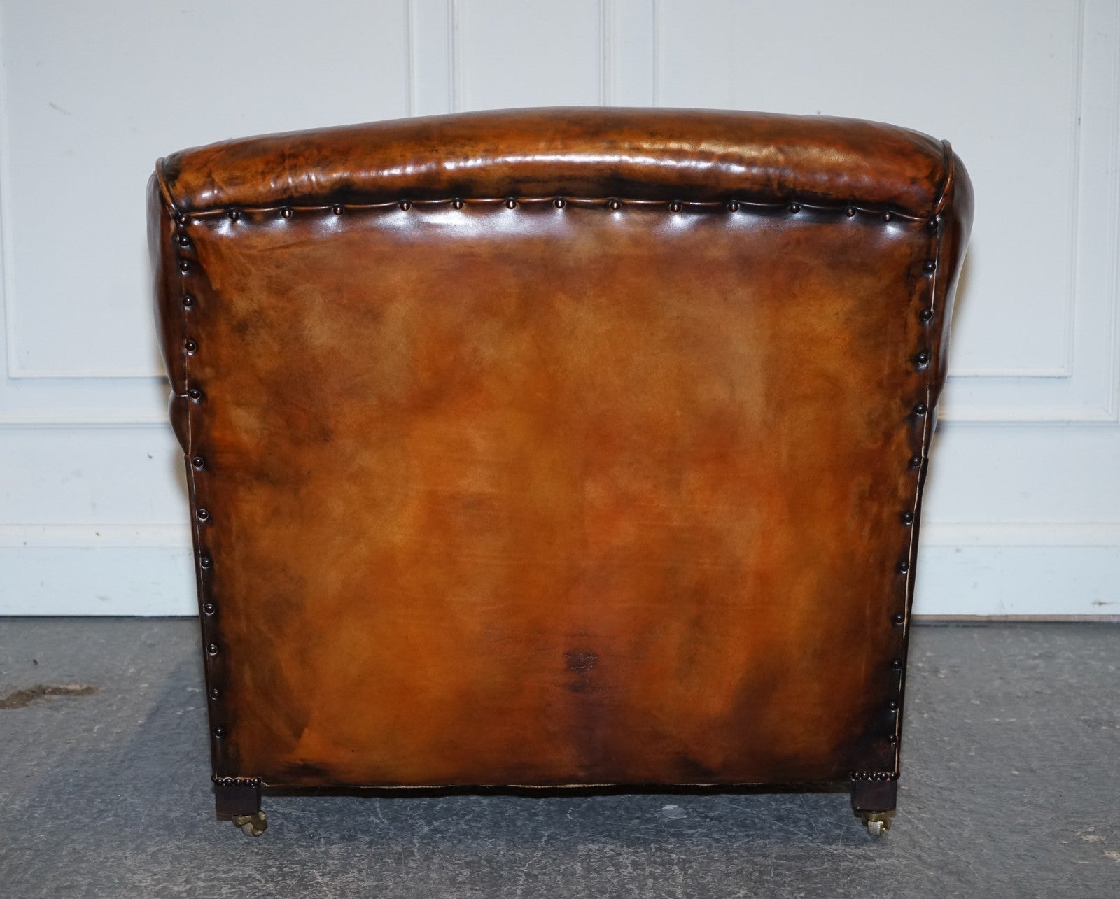 LARGE PAIR OF HOWARD STYLE HAND DYED LEATHER ARMCHAIRS FEATHER FILLED CUSHIONS