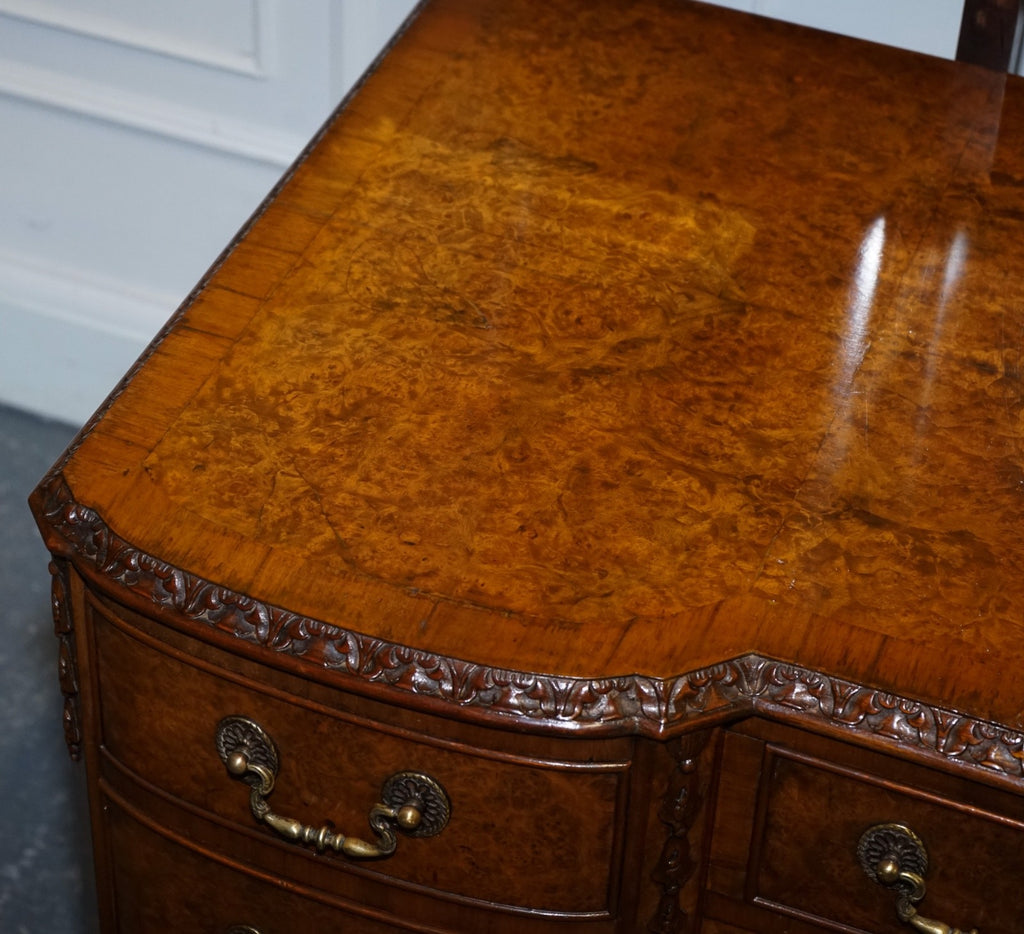 FINE ANTIQUE 1920'S BURR WALNUT HAND CARVED DRESSING TABLE WITH  FOLDING MIRRORS