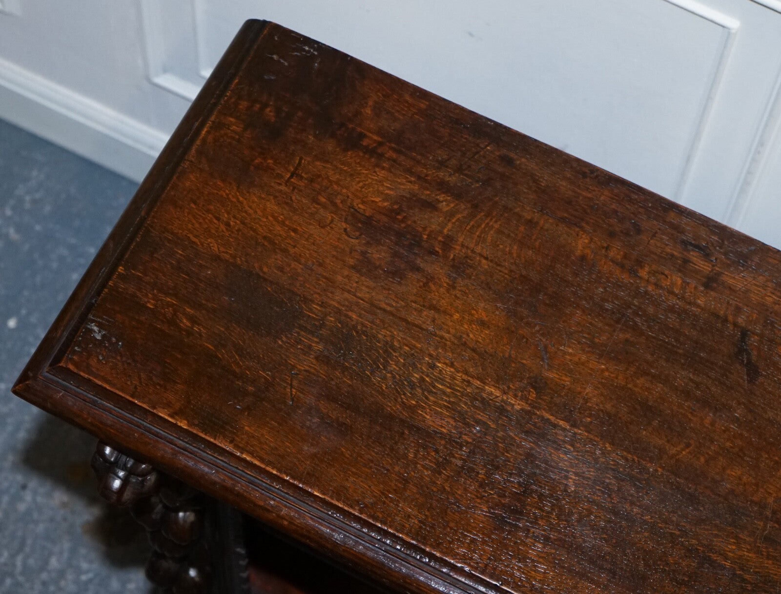 ANTIQUE CIRCA 1800 OAK GREENMAN & LIONHEADS DWARF OPEN BOOKCASE