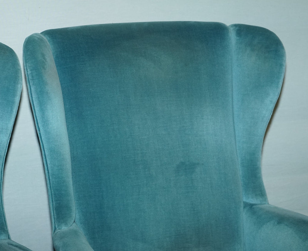 MID CENTURY VINTAGE PAIR OF PARER KNOLL FROXFIELD BLUE FABRIC WINGBACK ARMCHAIRS