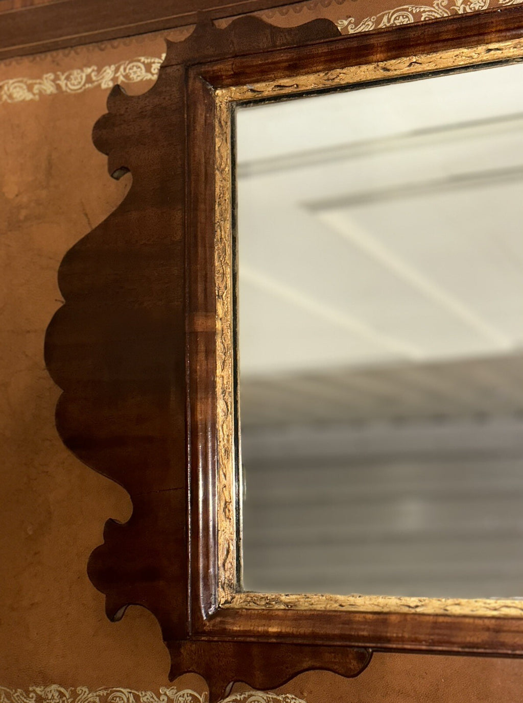 GEORGIAN CIRCA 1760 THOMAS CHIPPENDALE PHOENIX GILTWOOD MIRROR