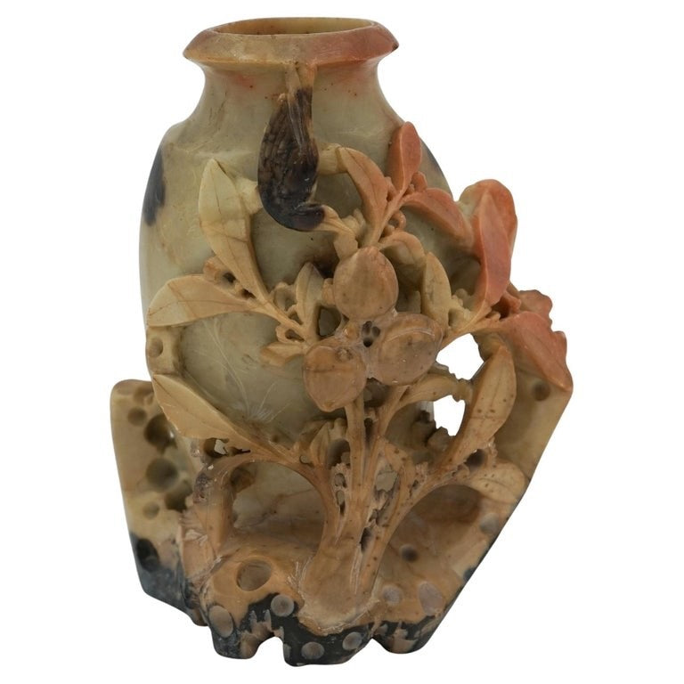 EARLY 20TH CENTRY ORIENTAL CHINESE HAND CARVED FLORAL SOAPSTONE DECORATIVE POT