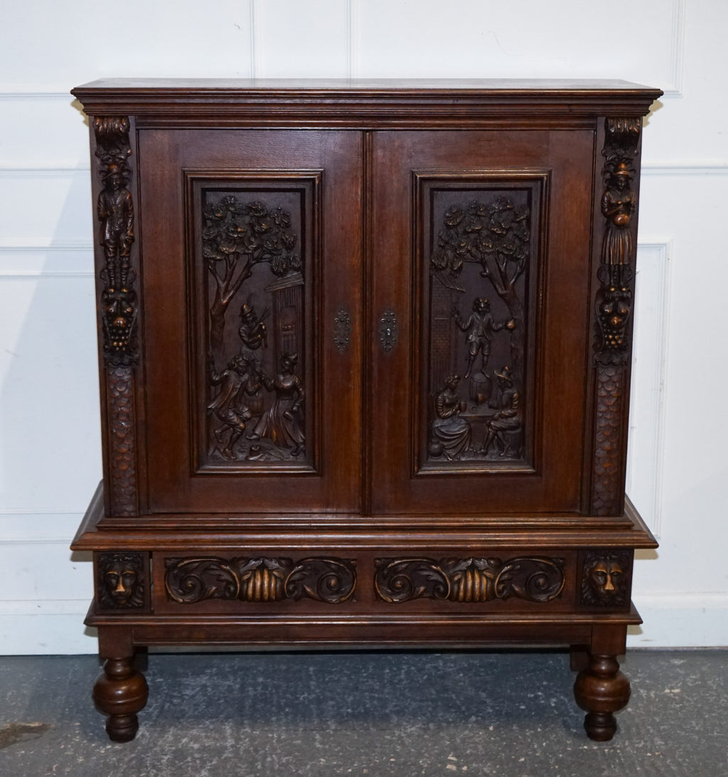 19TH CENTURY RENAISSANCE STYLE FRENCH CARVED WALNUT CABINET WITH SHELVES
