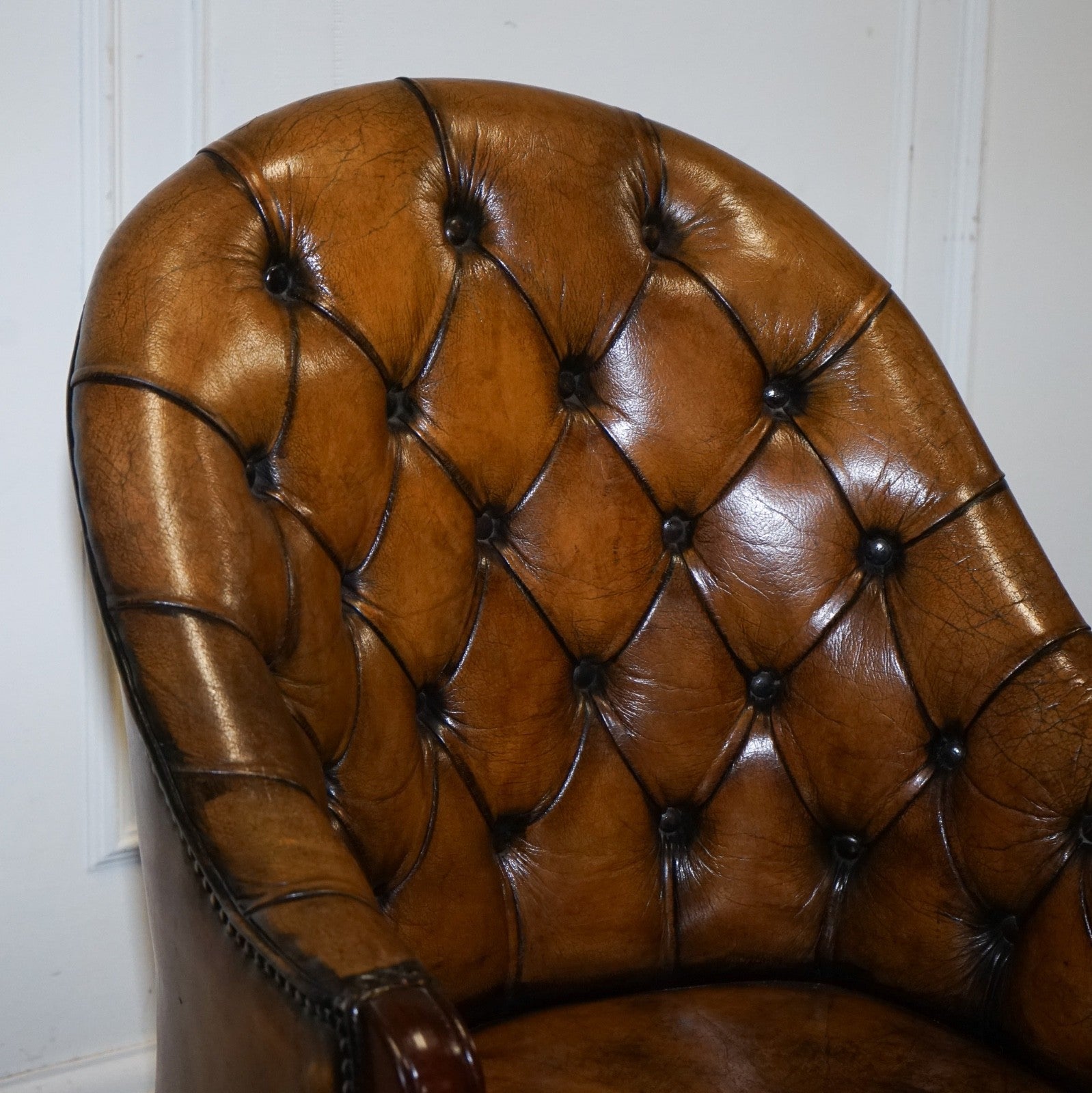 ANTIQUE DEEP BUTTONED CHESTERFIELD GEORGIAN STYLE HAND DYED LEATHER DESK CHAIR