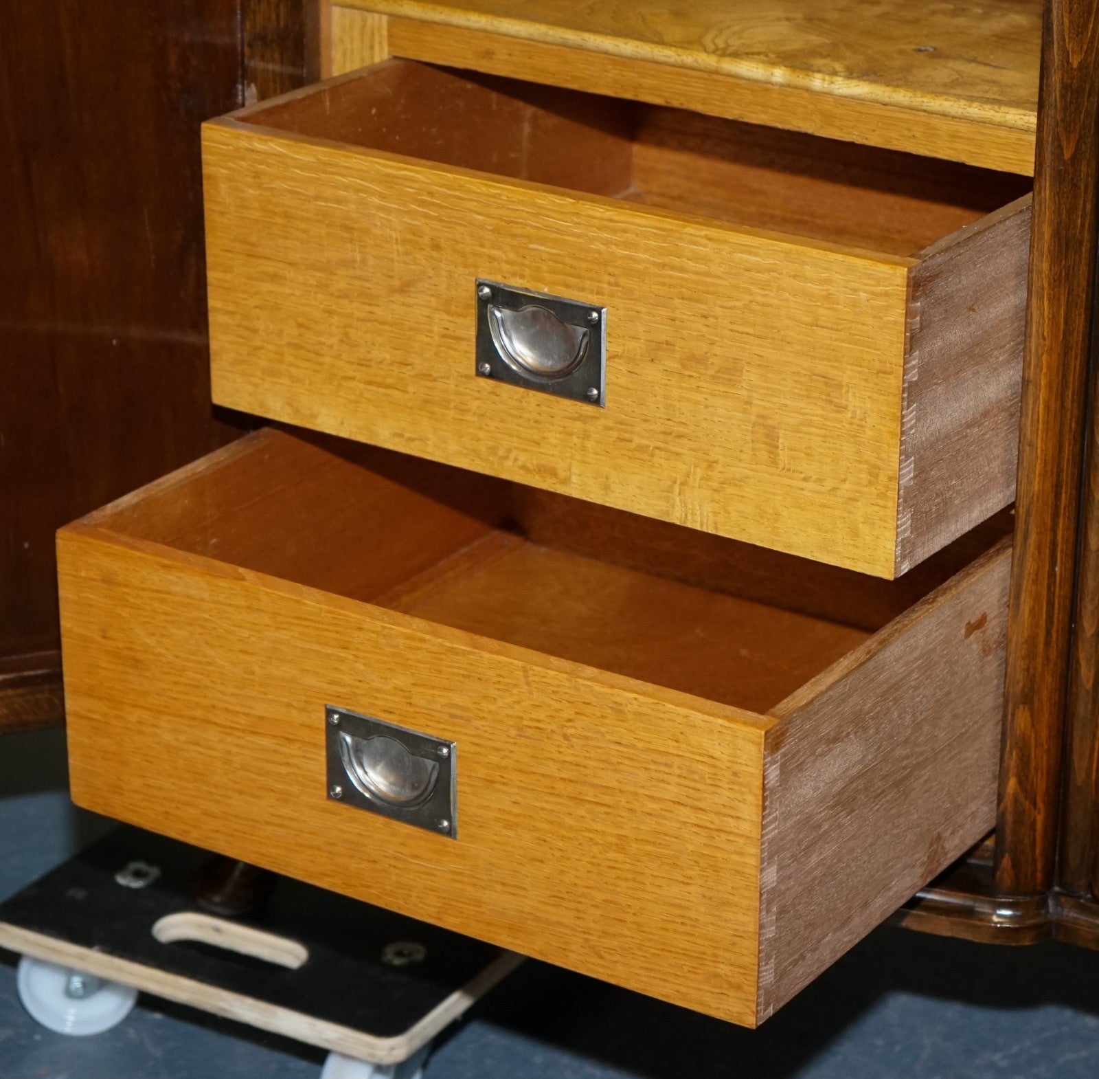 1930s ART DECO C.W.S CABINET WORKS DRESSING TABLE WITH MIRROR