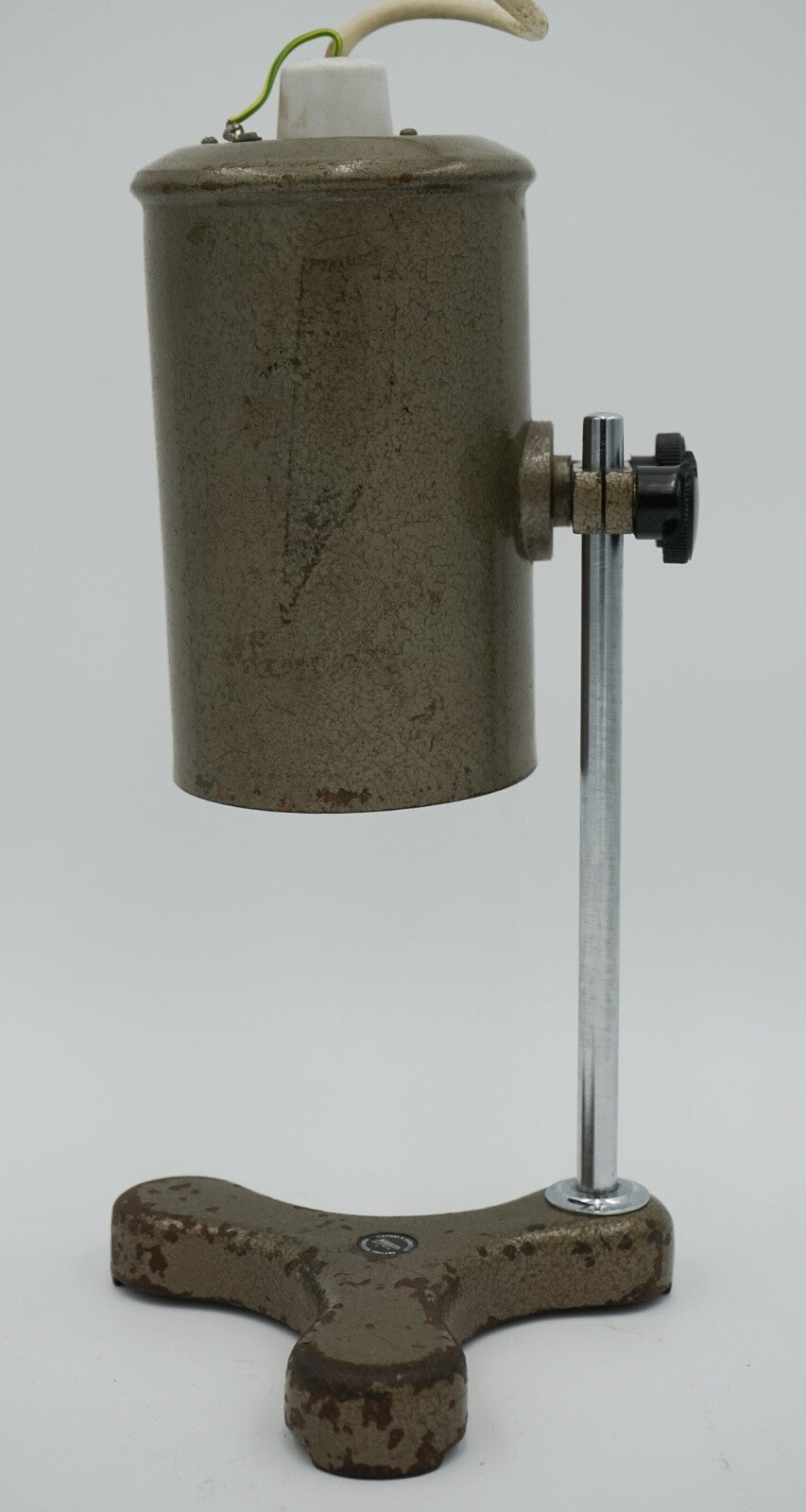 FLATTERS & GARNETT  SALVAGED LABORATORY SCHOOL TABLE ADJUSTABLE LIGHT 004