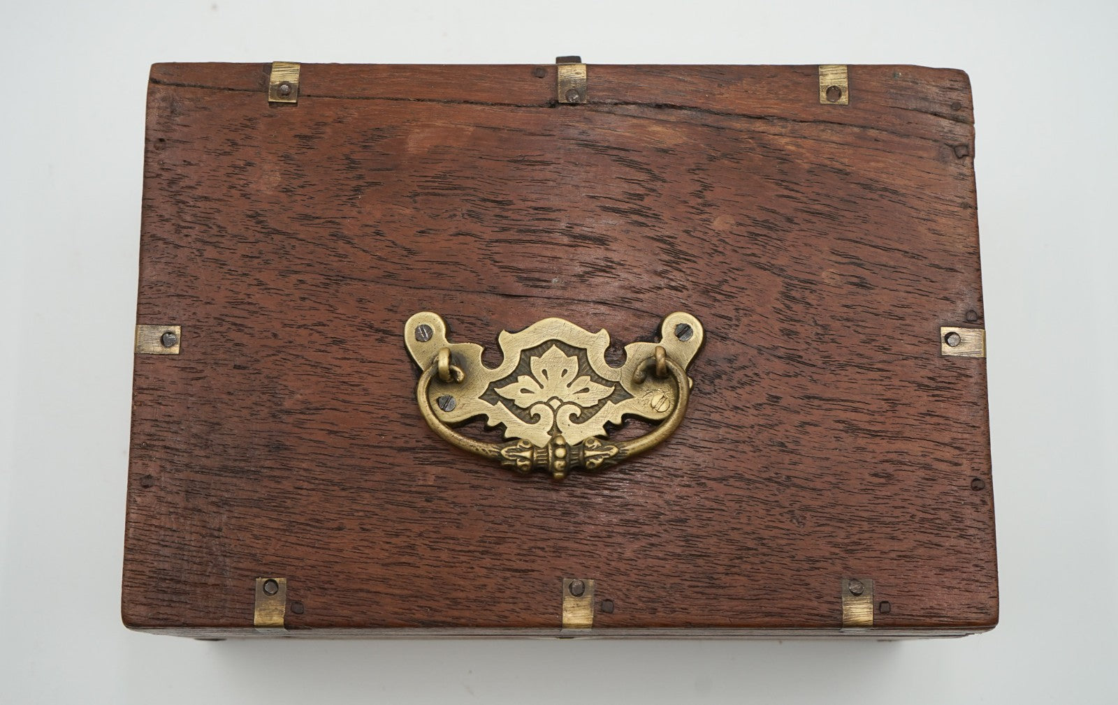 ANTIQUE TRADITIONAL CHINESE MAHJONG GAME SET WITH 144 TILES