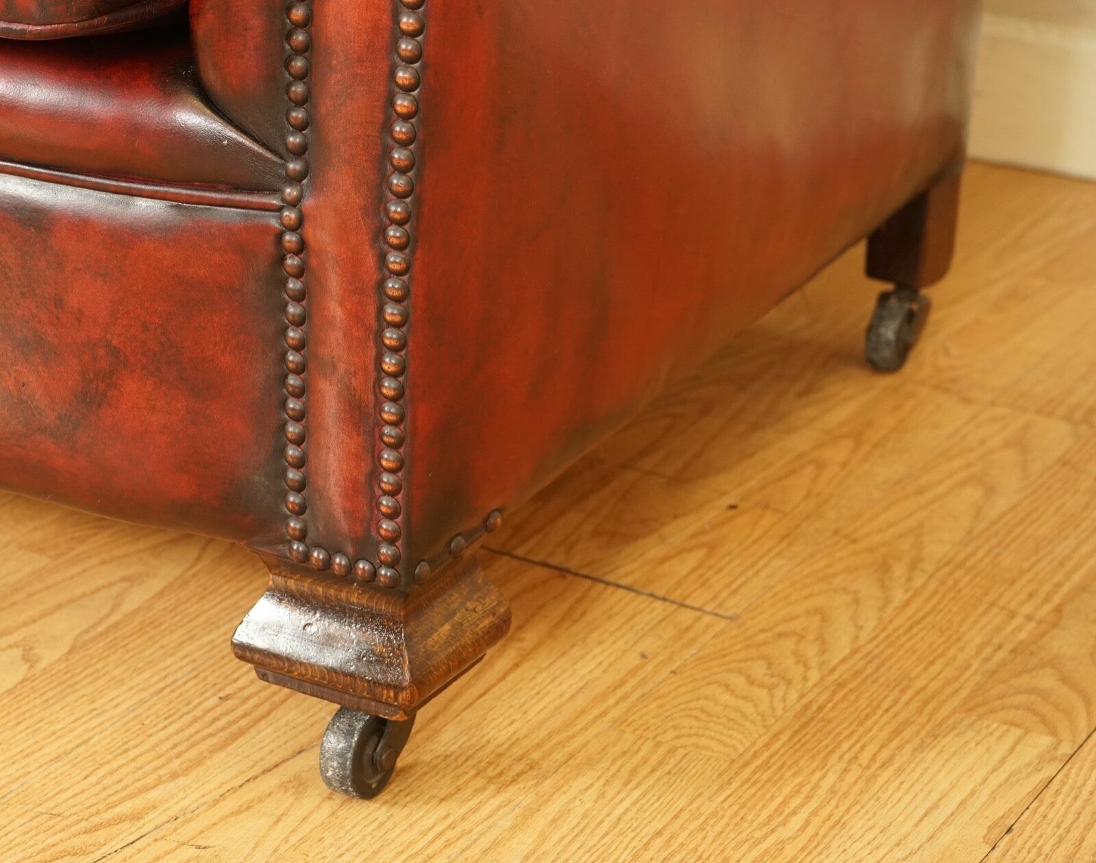 STUNNING VICTORIAN BURGUNDY GENTLEMAN'S CLUB HAND DYED LEATHER SOFA