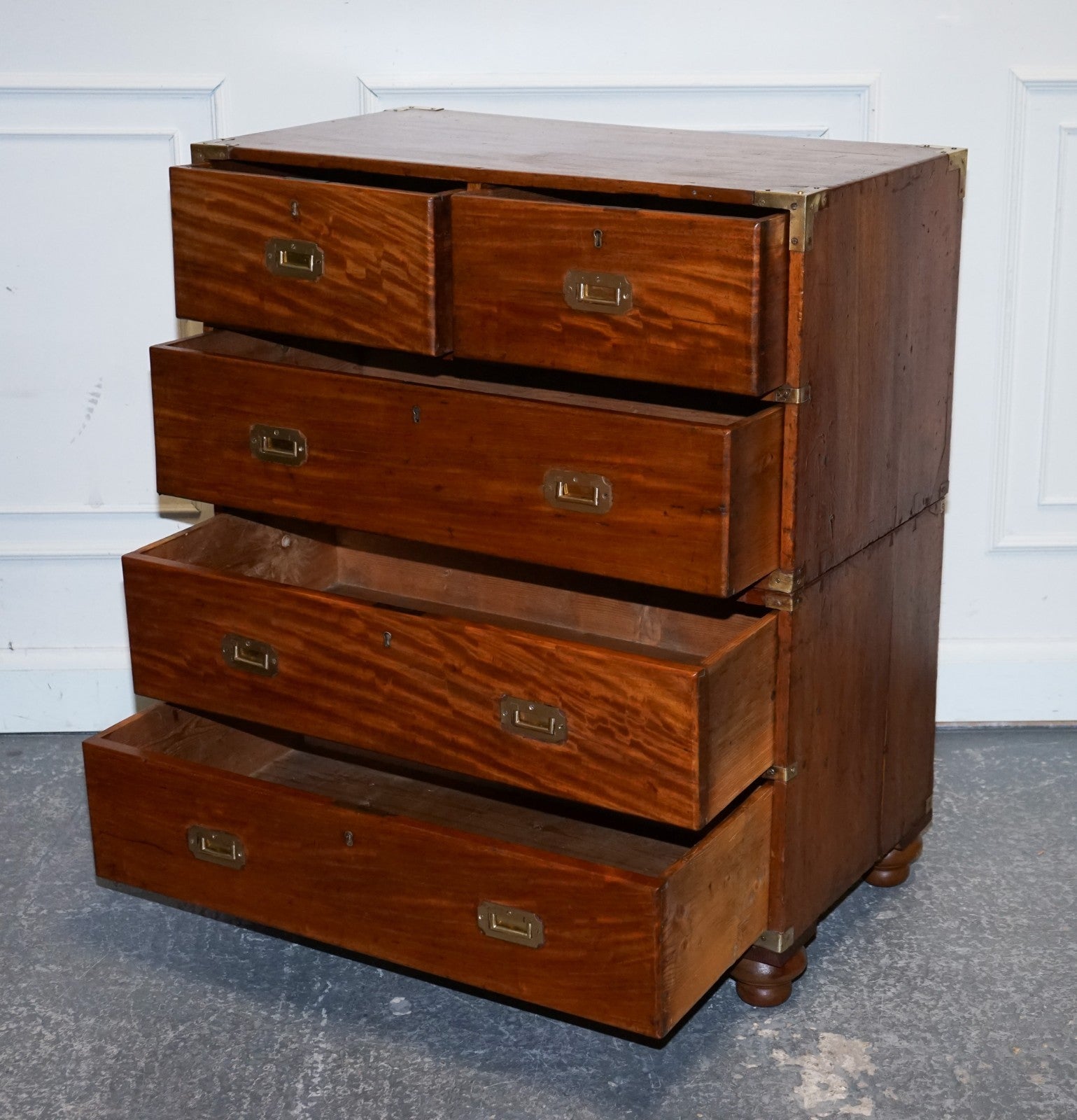 ANTIQUE 19TH CENTURY SATINWOOD MILITARY CAMPAIGN CHEST OF DRAWERS LOTS OF PATINA