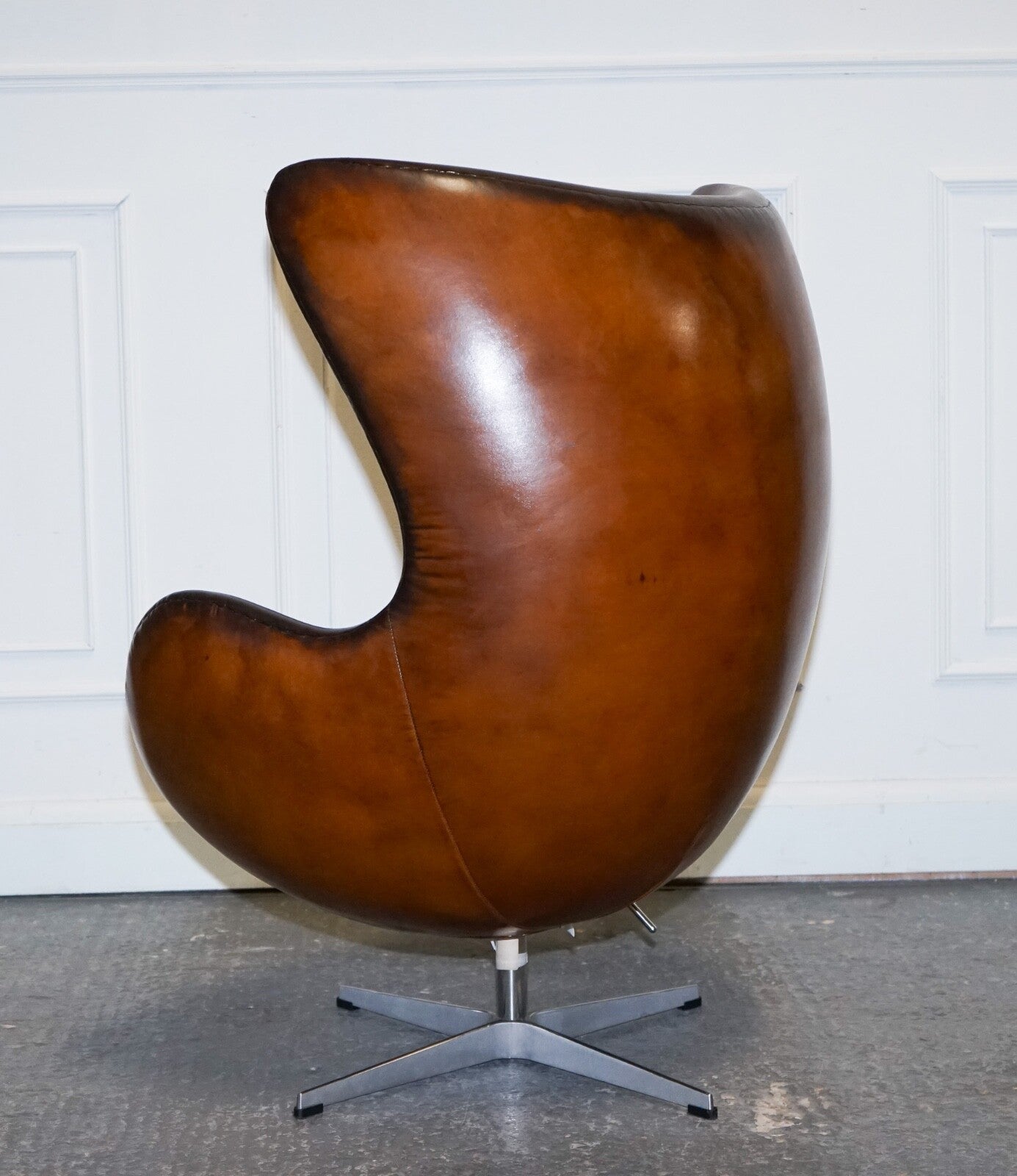 FRITZ HANSEN STYLE VINTAGE HAND DYED WHISKEY BROWN EGG CHAIR