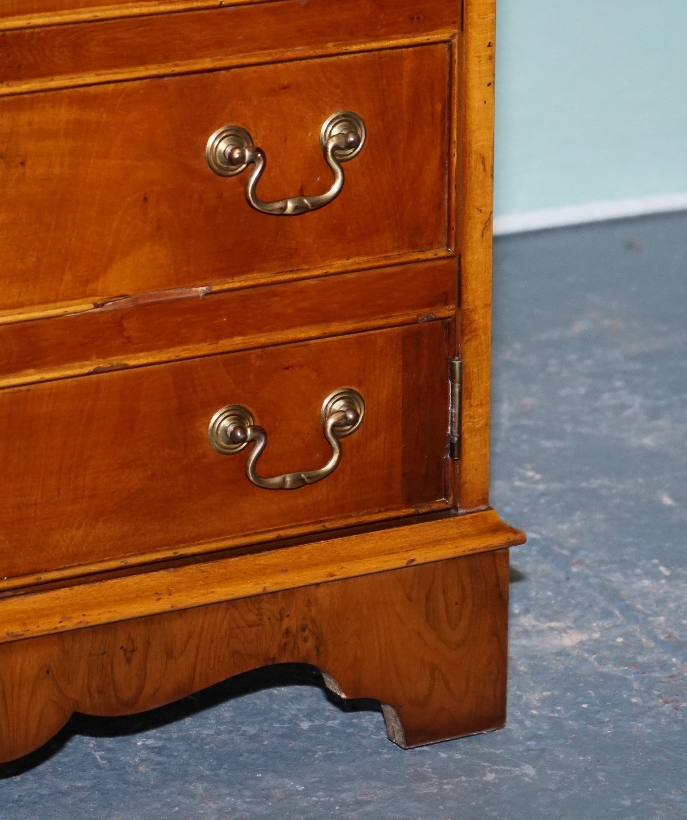 VINTAGE FAUX CHEST OF DRAWERS RECORD CABINET