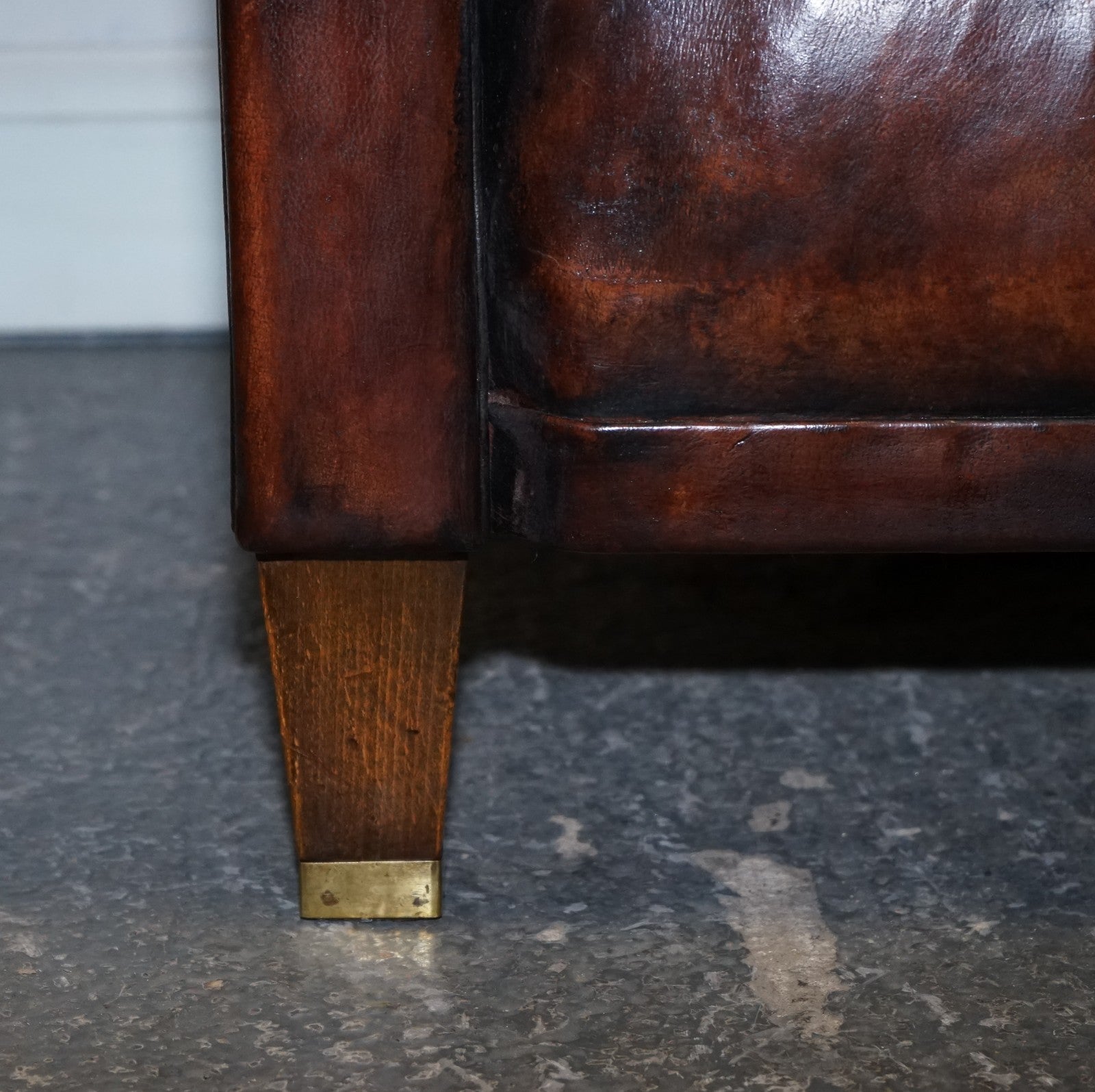 ANTIQUE SWEDISH CHESTERFIELD HAND DYED LEATHER FULLY COIL SPRUNG THREE SEAT SOFA