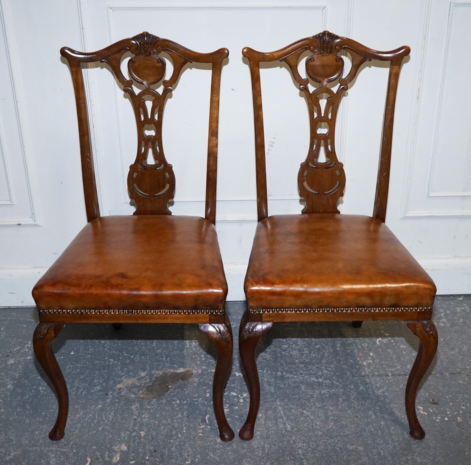 SCOTTISH VICTORIAN SET 12 RESTORED DYED LEATHER DINING CHAIRS BY JOHN TAYLOR