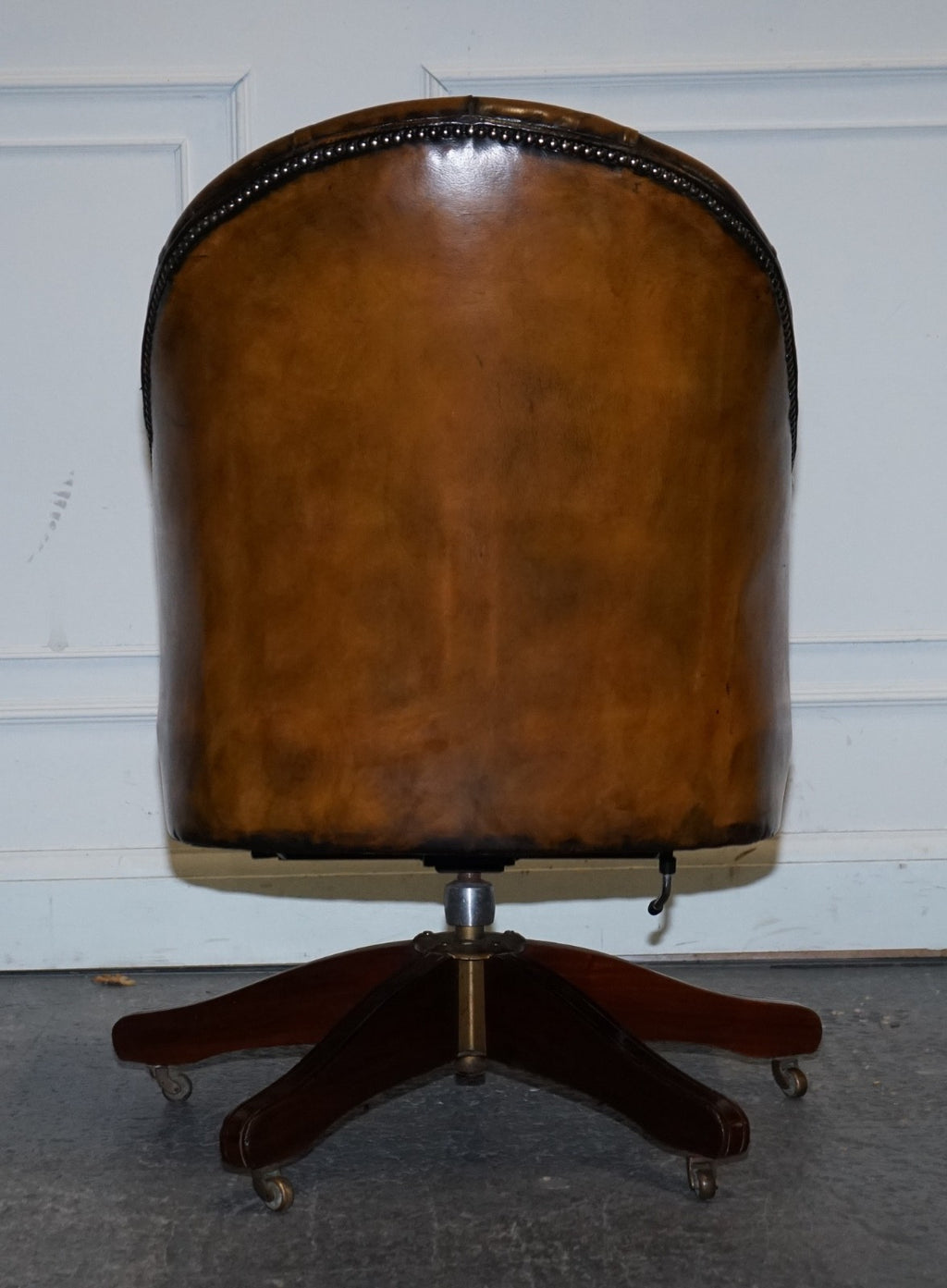 ANTIQUE DEEP BUTTONED CHESTERFIELD GEORGIAN STYLE HAND DYED LEATHER DESK CHAIR