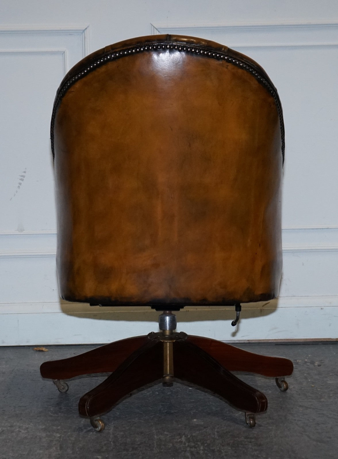 ANTIQUE DEEP BUTTONED CHESTERFIELD GEORGIAN STYLE HAND DYED LEATHER DESK CHAIR