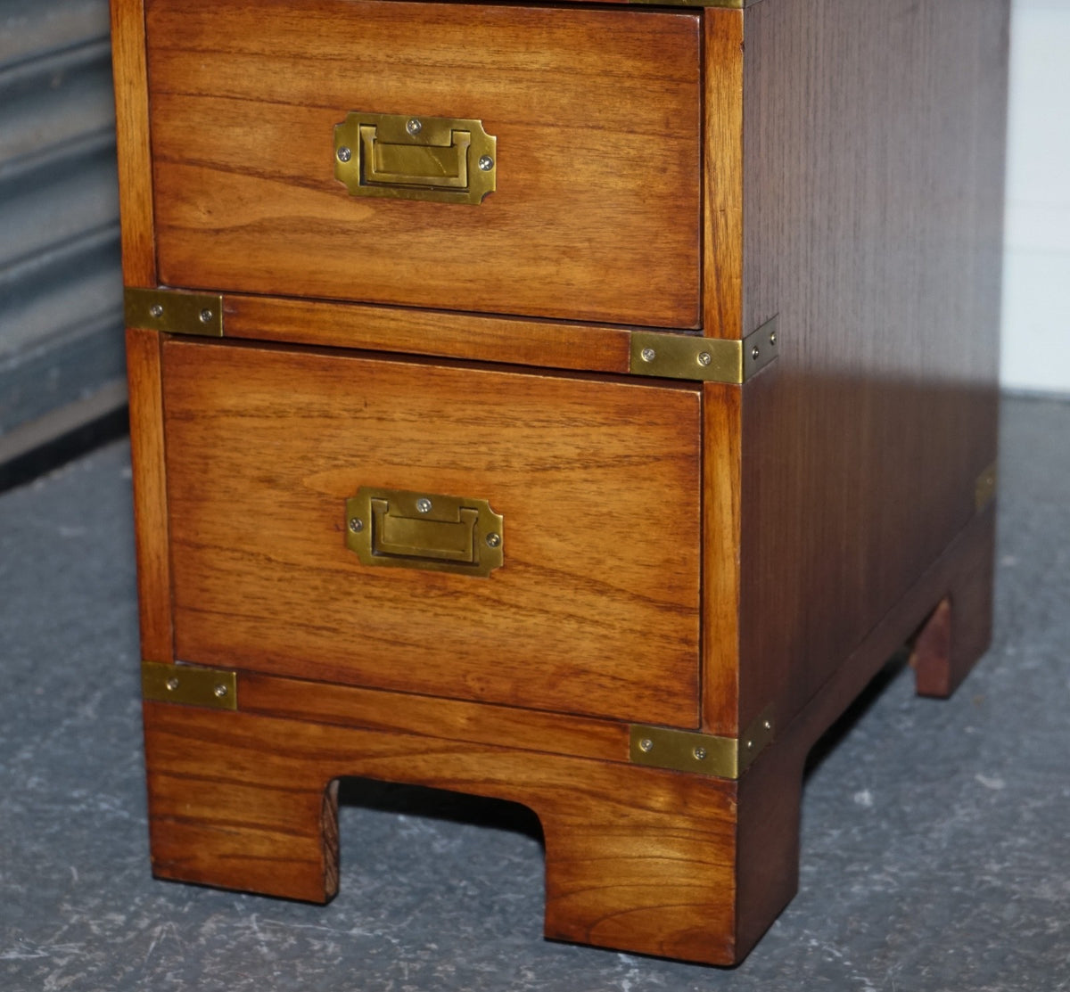 VINTAGE MILITARY CAMPAIGN TWIN PEDESTAL DESK WITH BRASS FITTINGS