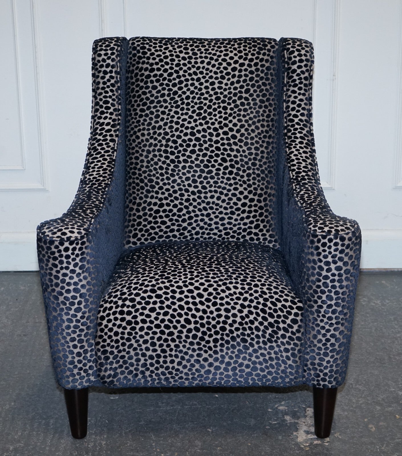 BEAUTIFUL PAIR OF NAVY BLUE LEOPARD PRINT FLAT ARM ARMCHAIRS