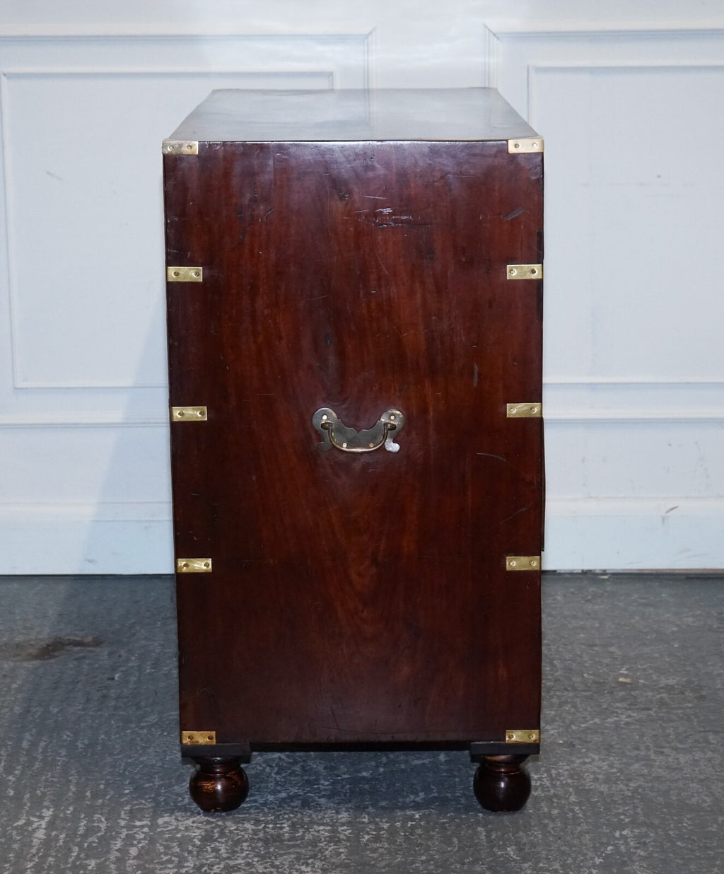ANTIQUE VICTORIAN MILITARY CAMPAiGN CHEST OF GRADUATED DRAWERS