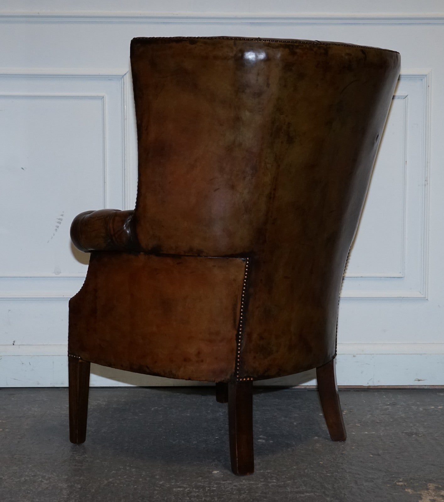 RESTORED CHESTERFIELD HAND DYED LEATHER PORTERS WINGBACK ARMCHAIR