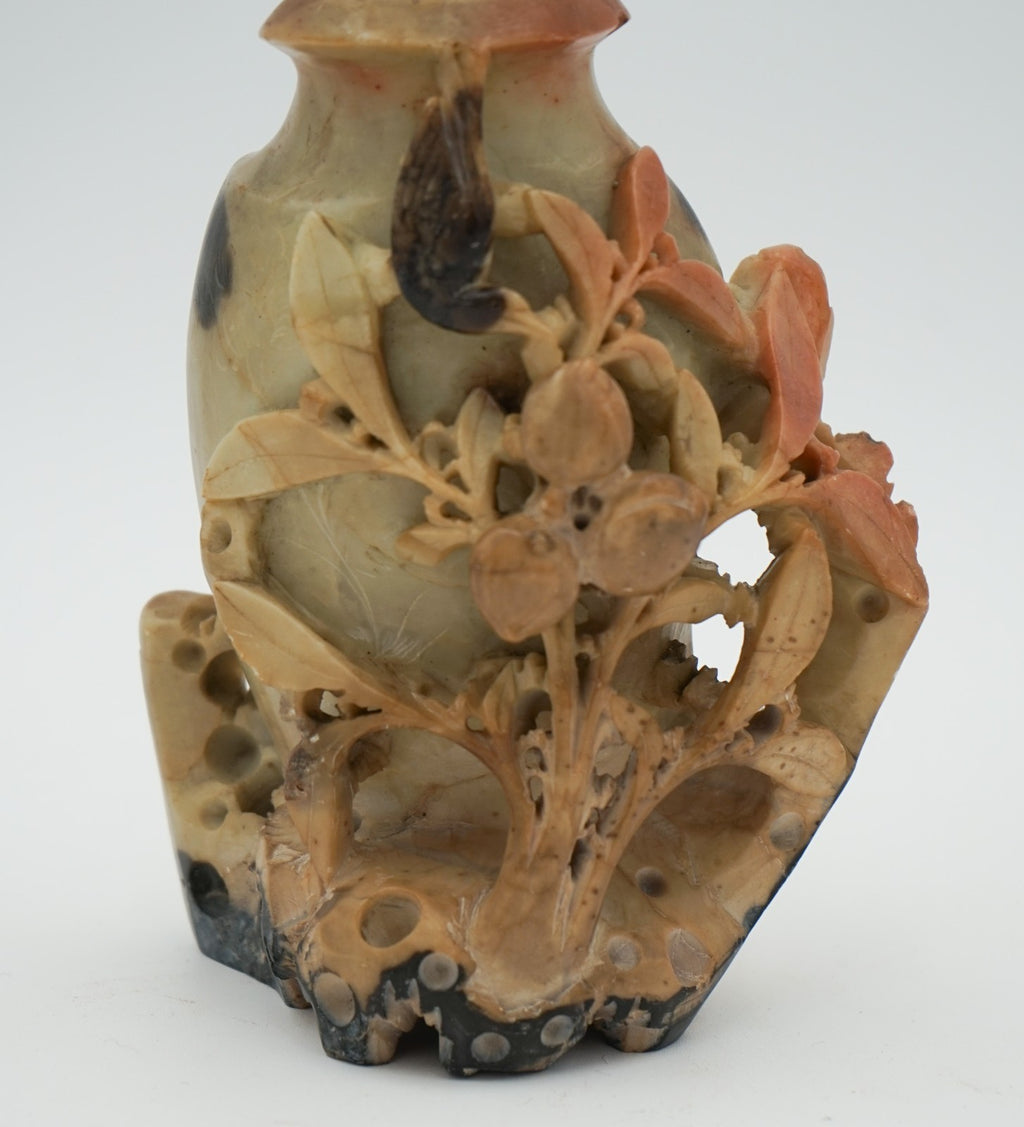 EARLY 20TH CENTRY ORIENTAL CHINESE HAND CARVED FLORAL SOAPSTONE DECORATIVE POT