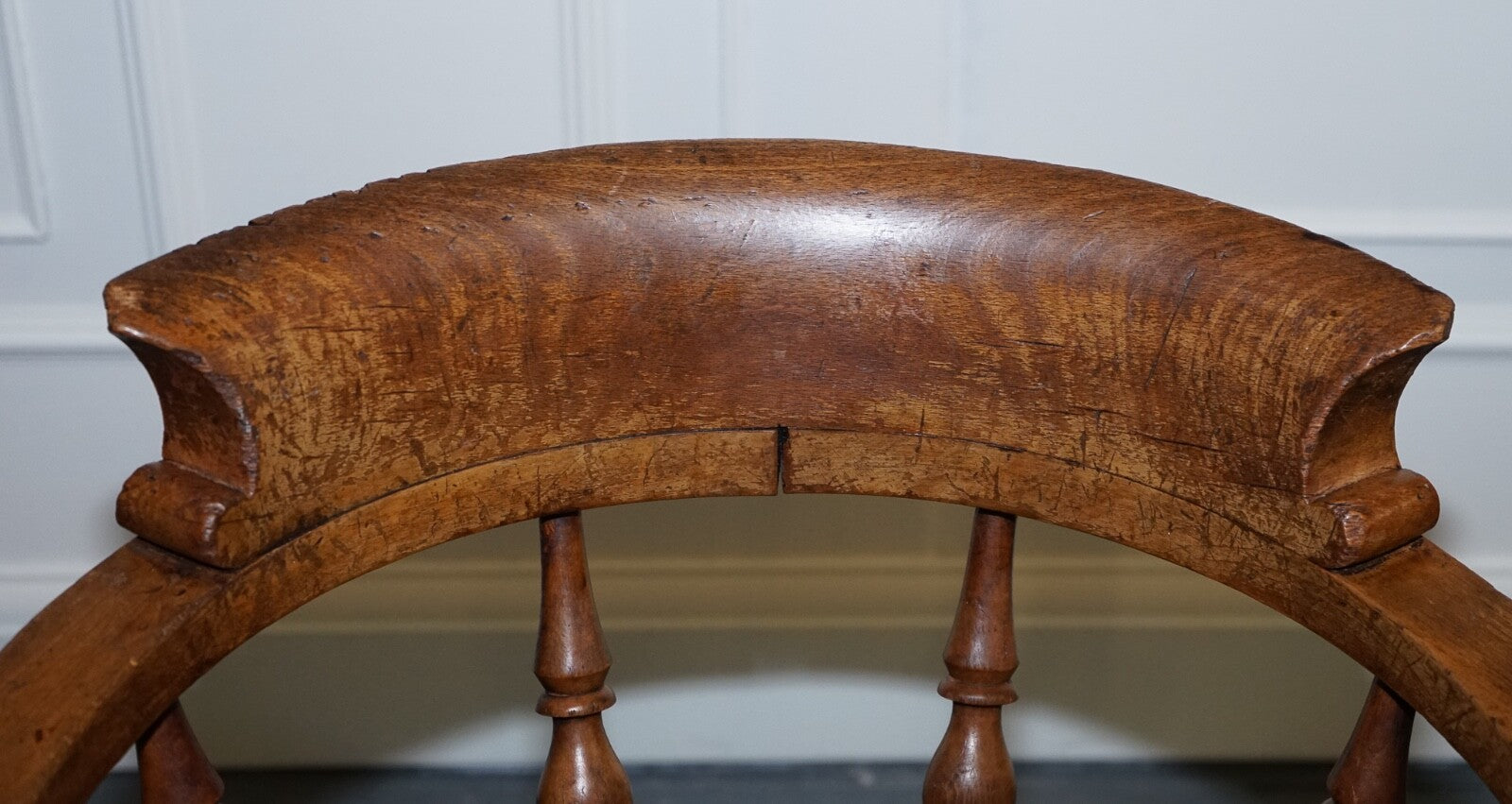 GORGEOUS PATINA EDWARDIAN SOLID ELM BOW BACK SMOKERS CAPTAINS CHAIR