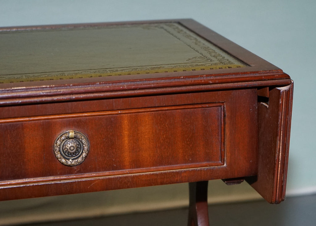 REGENCY STYLE HARDWOOD SIDE TABLE WITH GREEN LEATHER iNSET TOP & DROP LEAVES