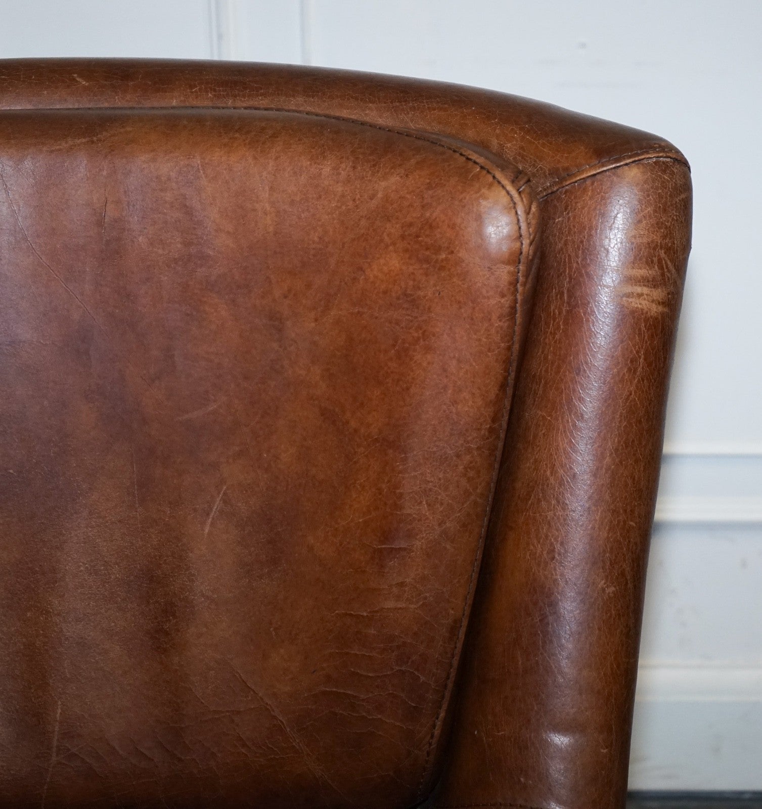 VINTAGE BROWN HERITAGE LEATHER READING LOUNGE ARMCHAIR HALO TIMOTHY OULTON STYLE