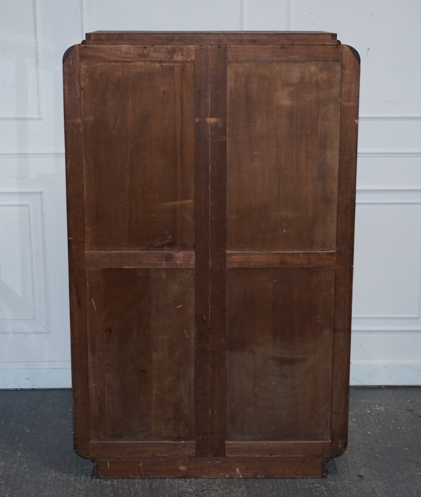 STUNNING ART DECO 1920 LARGE BURR WALNUT TWO DOOR WARDROBE OR AMOIRE