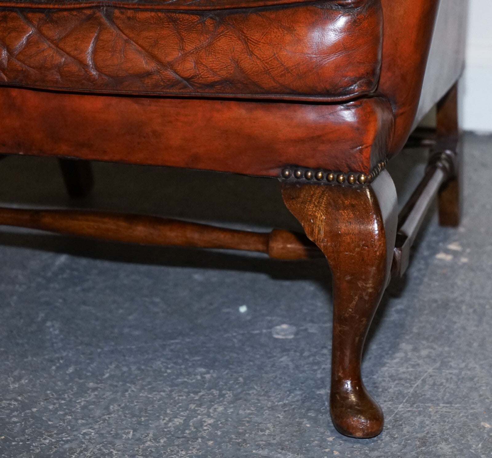 PAIR OF WILLIAM MORRIS FLAT ARM CHESTERFIELD WINGBACK BORDEAUX ARMCHAIRS