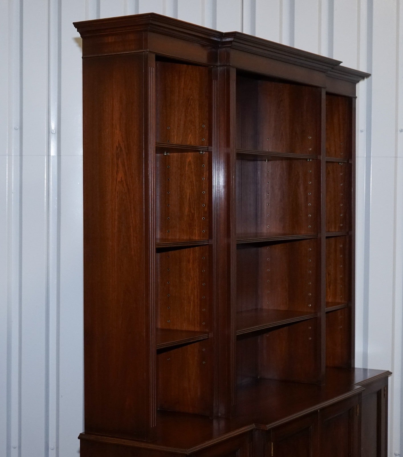 REGENCY STYLE BREAKFRONT OPEN BOOKCASE DISPLAY CABINET SHELVES & CUPBOARDS
