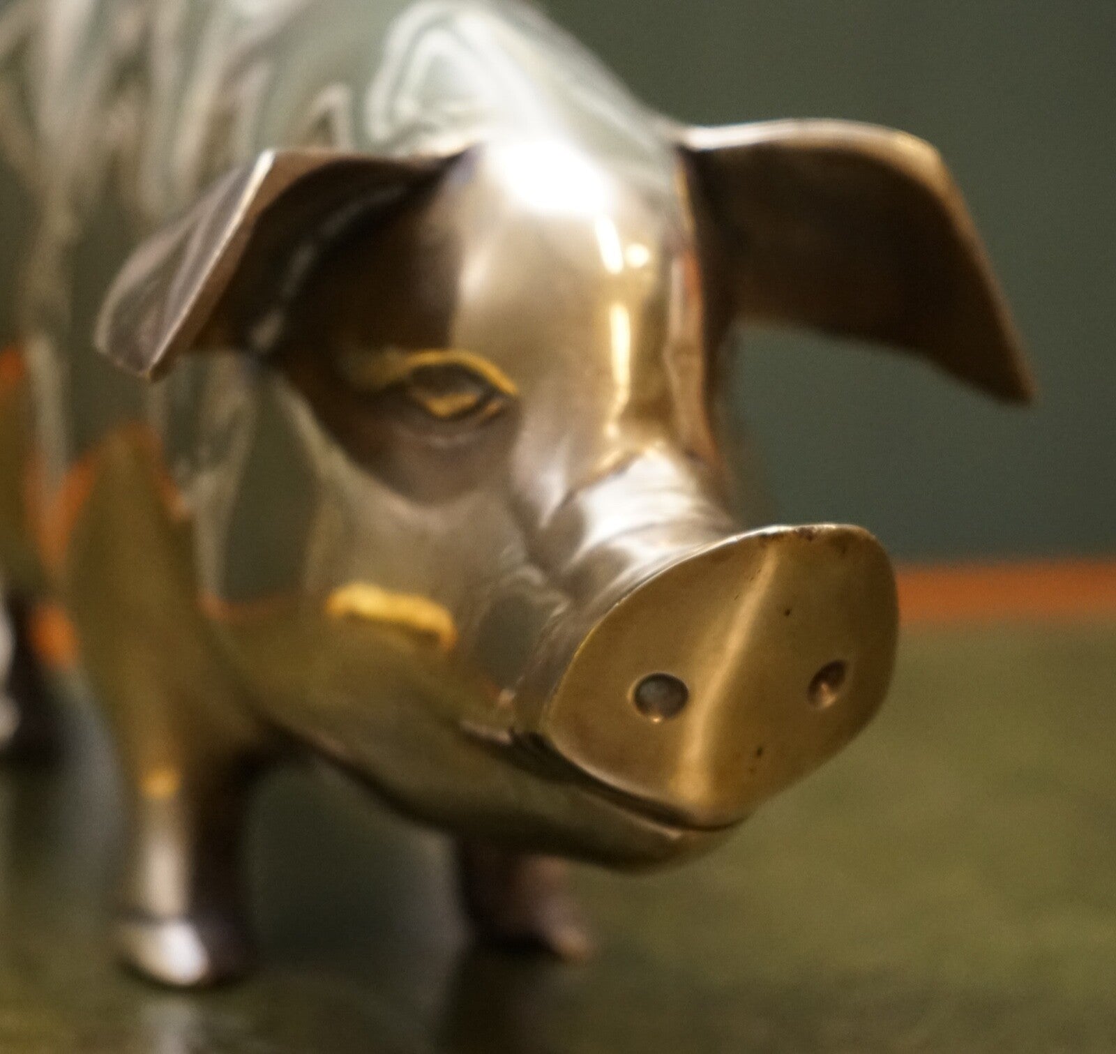 1920s ANTIQUE DECORATIVE BRASS PIGGY BANK