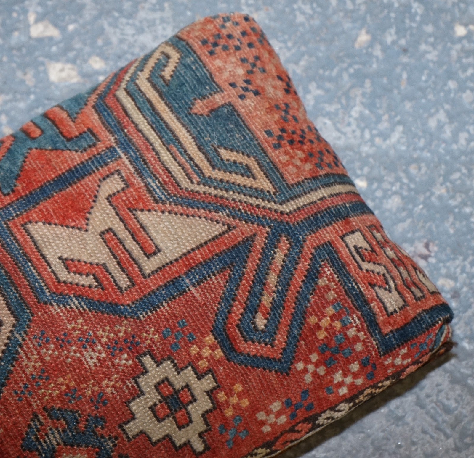 ANTIQUE KILIM TRIBAL RUG UPHOLSTERED FOOTSTOOL RAISED ON BUN FEET WITH STUDS