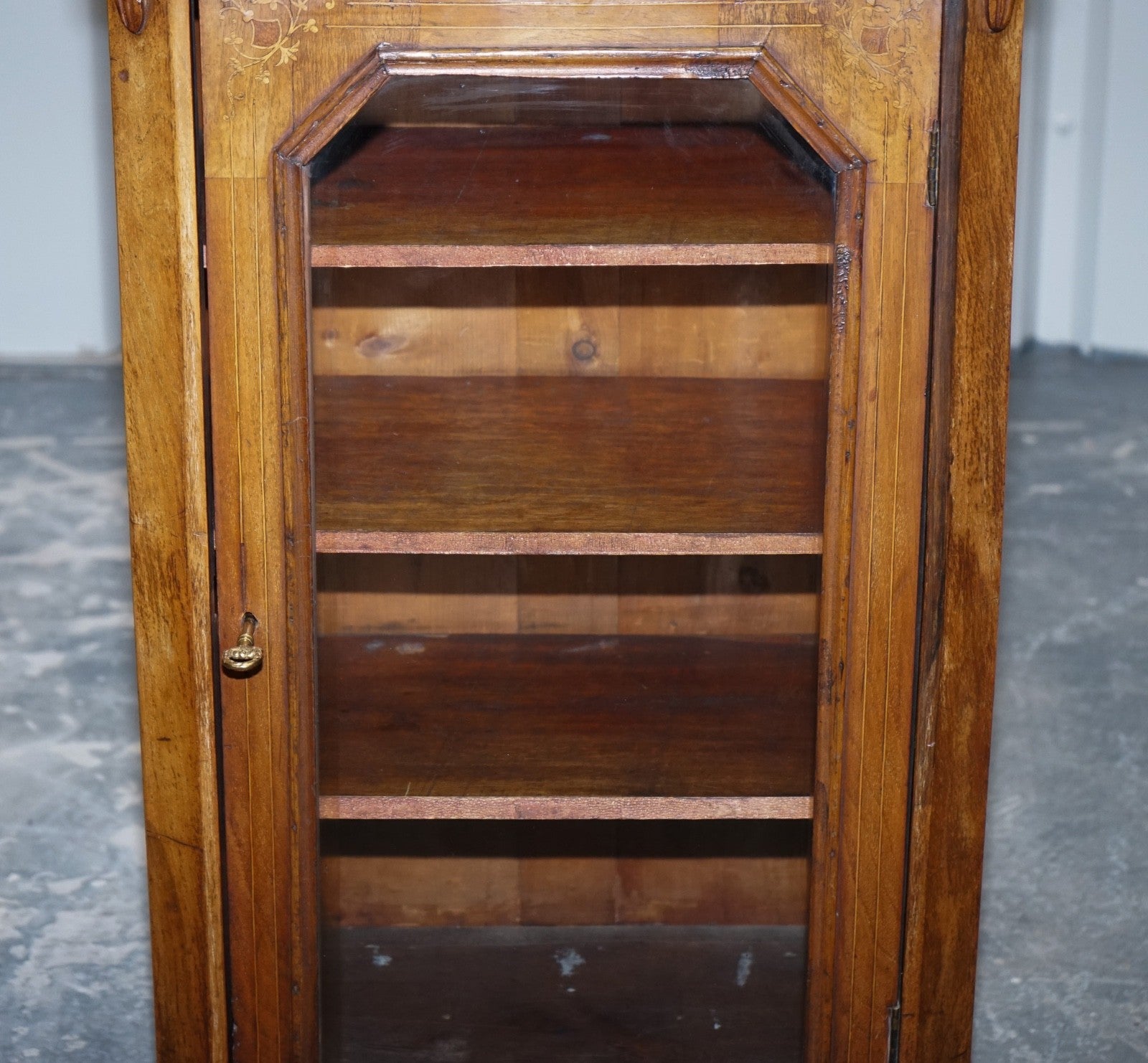 19TH CENTURY VICTORIAN INLAID WALNUT MARQUETRY PIER GLAZED MUSIC CABINET